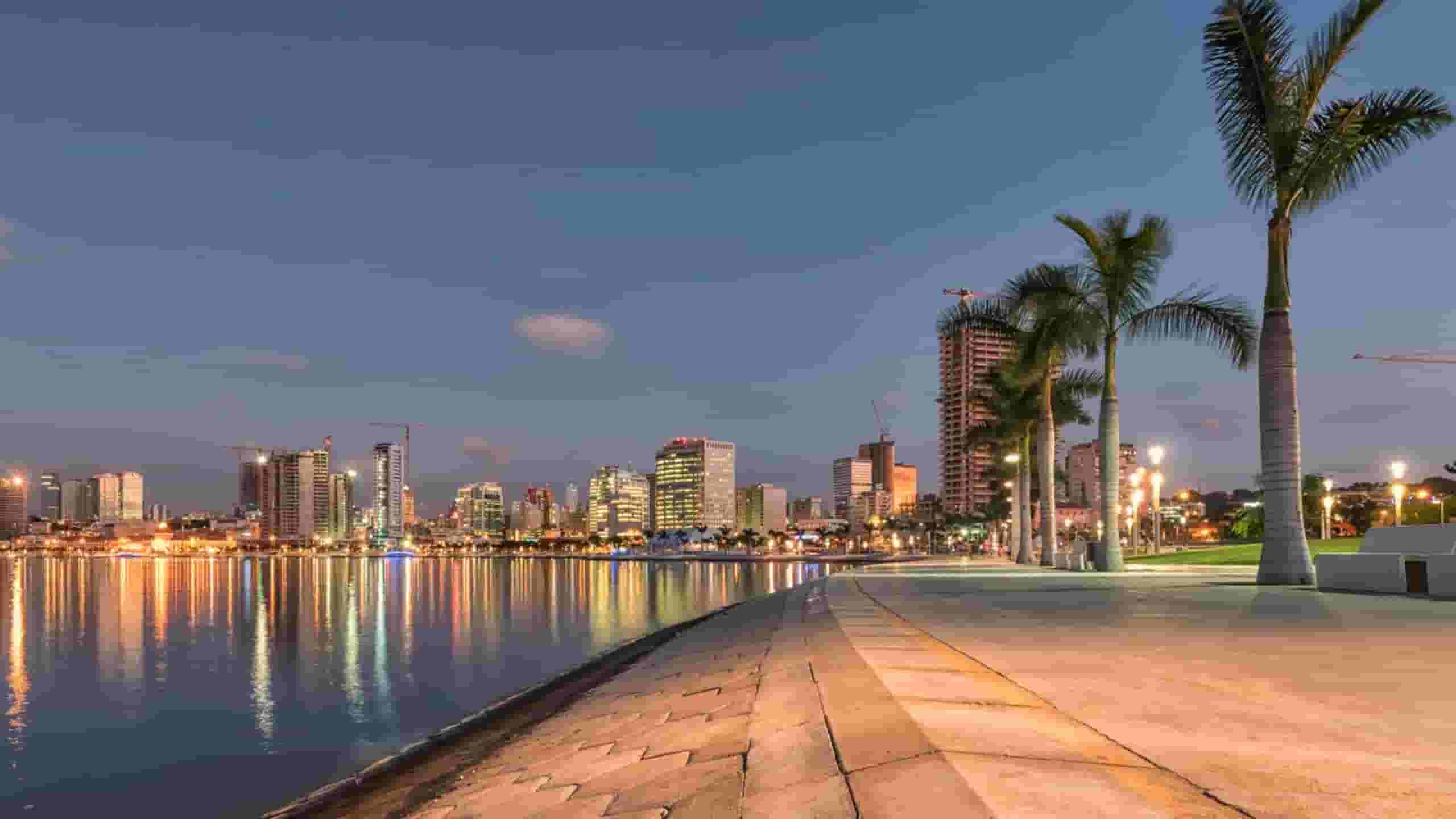 Reserve voos de Lisboa para Angola