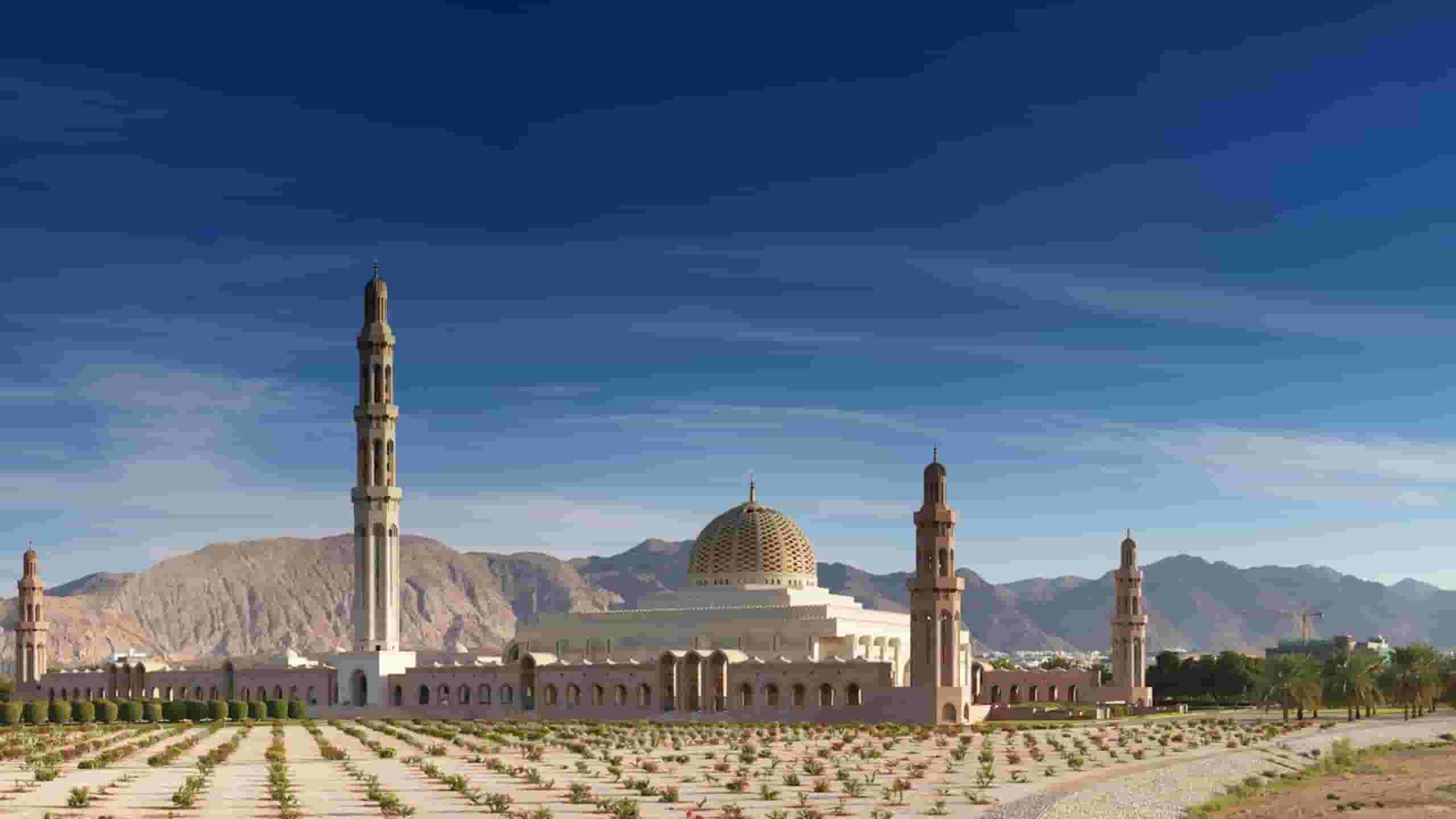 Prenota voli da Roma, LZ in Oman