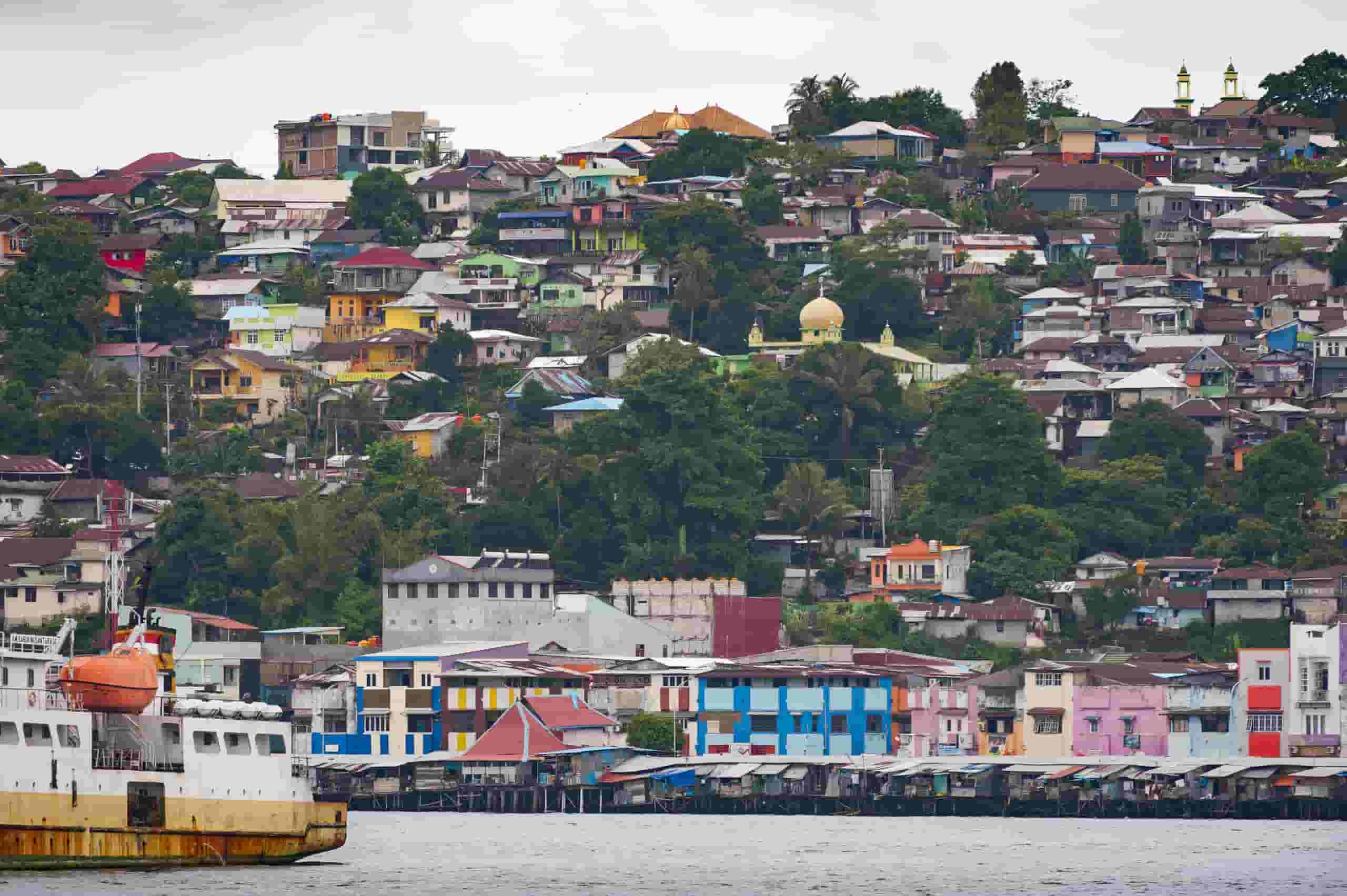 Wyszukaj tanie loty do Ambon, Maluku