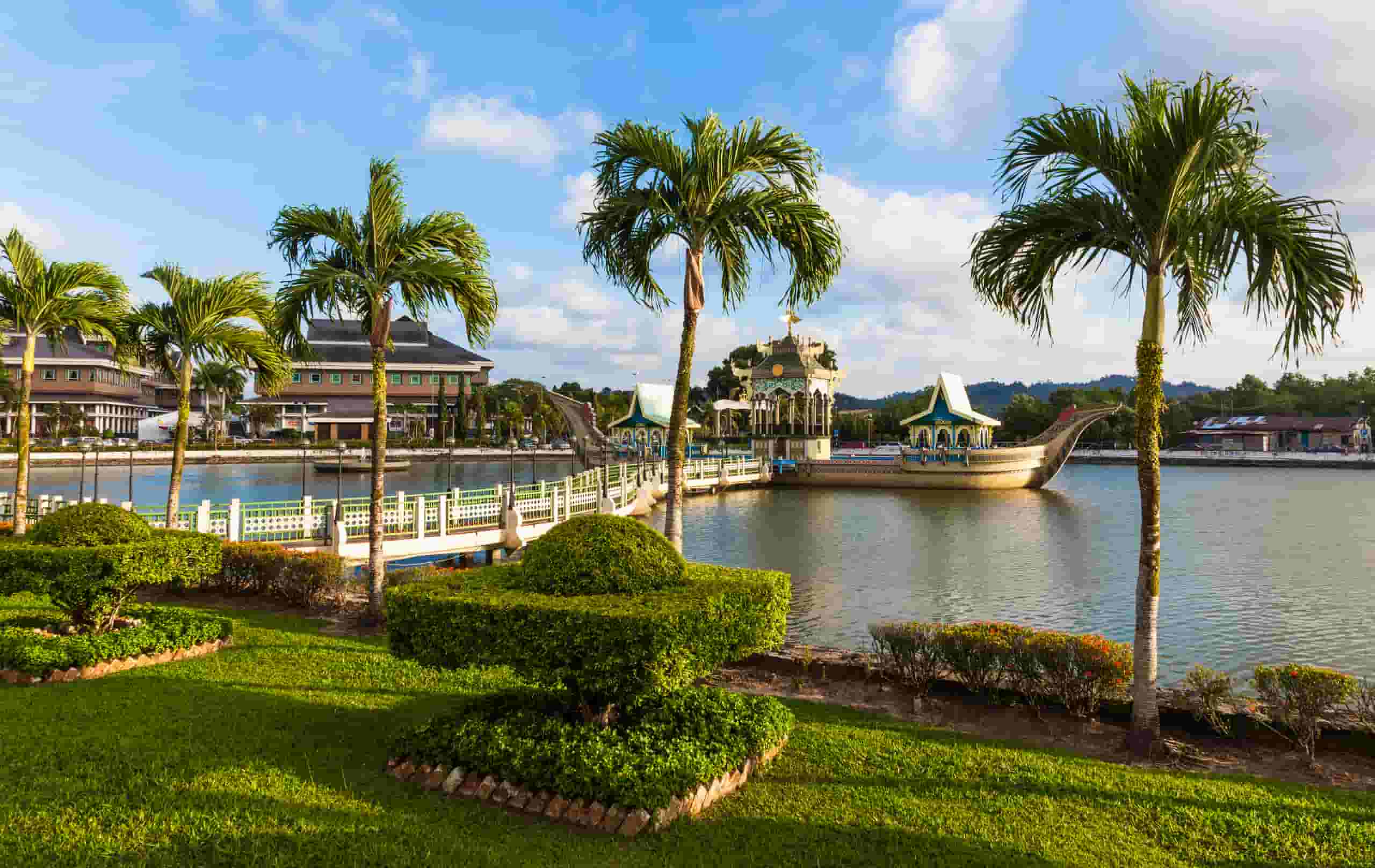 Hitta billiga flyg till Bandar Seri Begawan