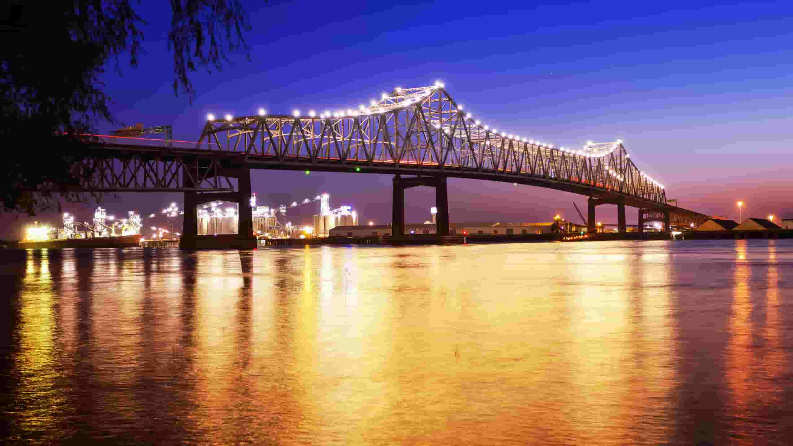 Find cheap flights to Baton Rouge