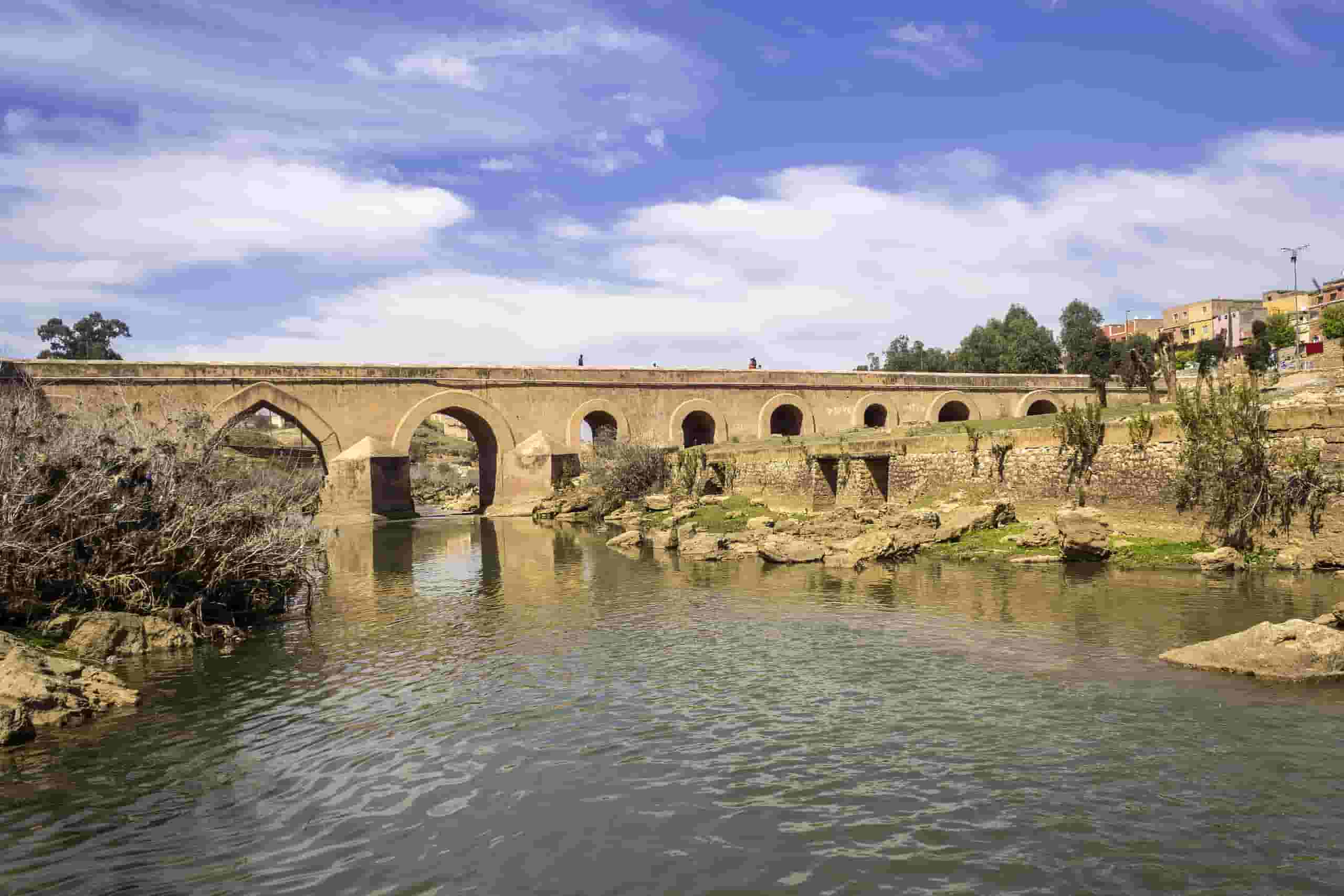 Hitta billiga flyg till Béni Mellal