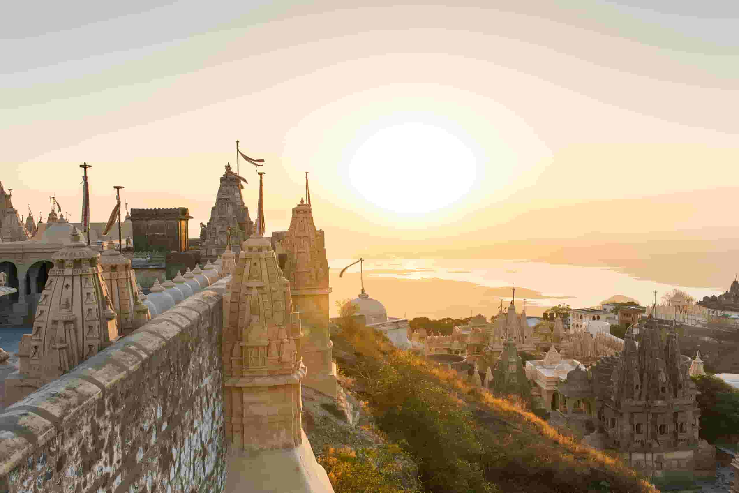 Pronađite jeftine letove do Bavnagara