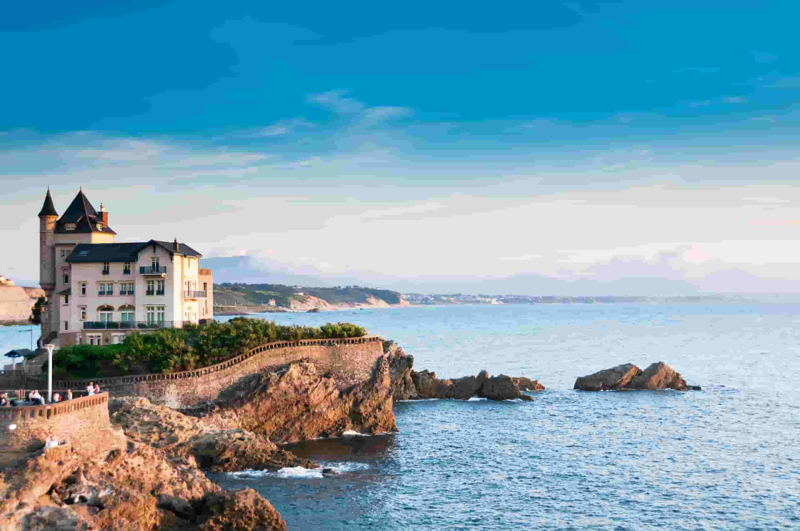 Find cheap flights to Biarritz from CA$478