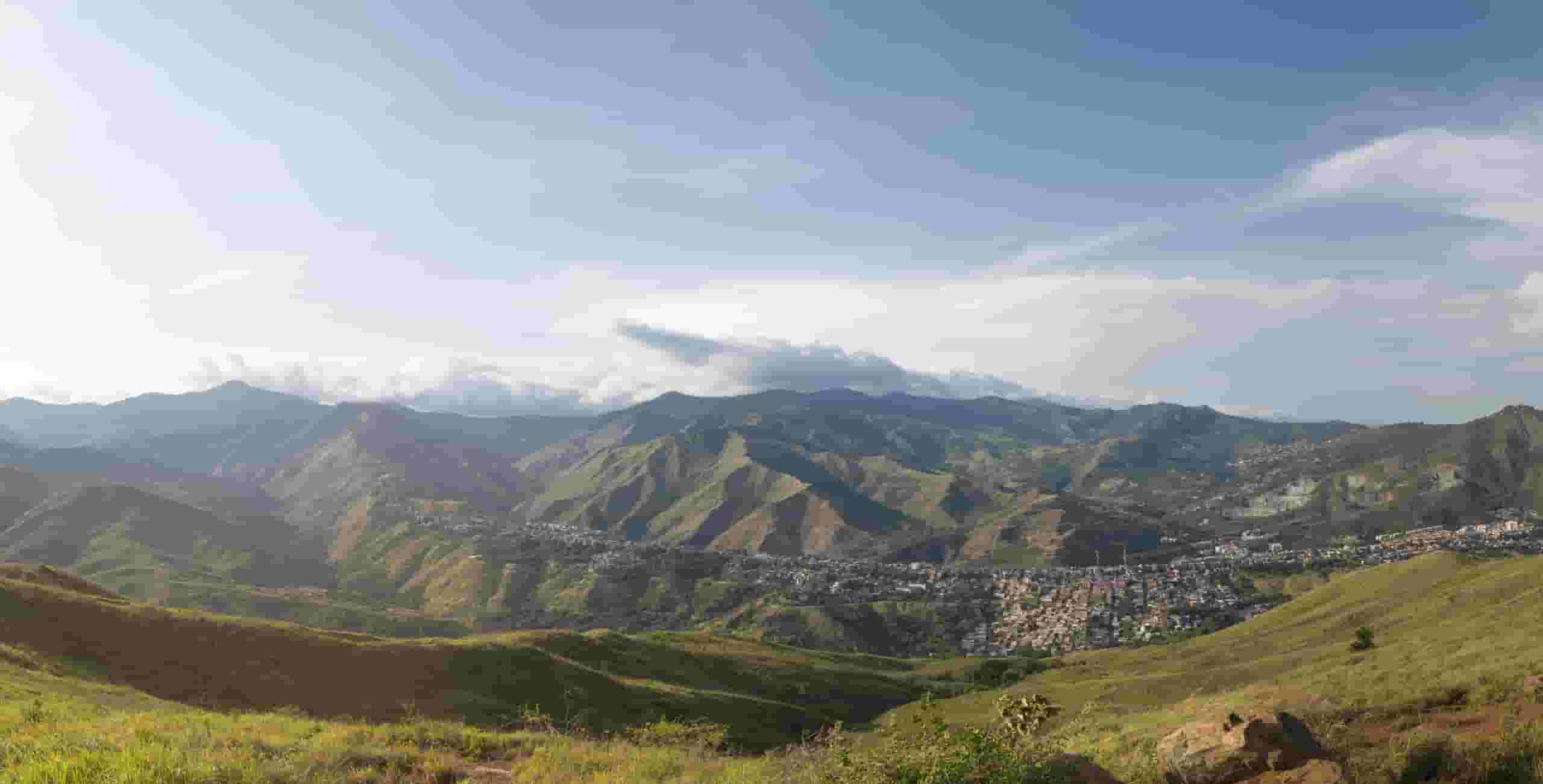 Busca vuelos baratos a Cali desde 106 €