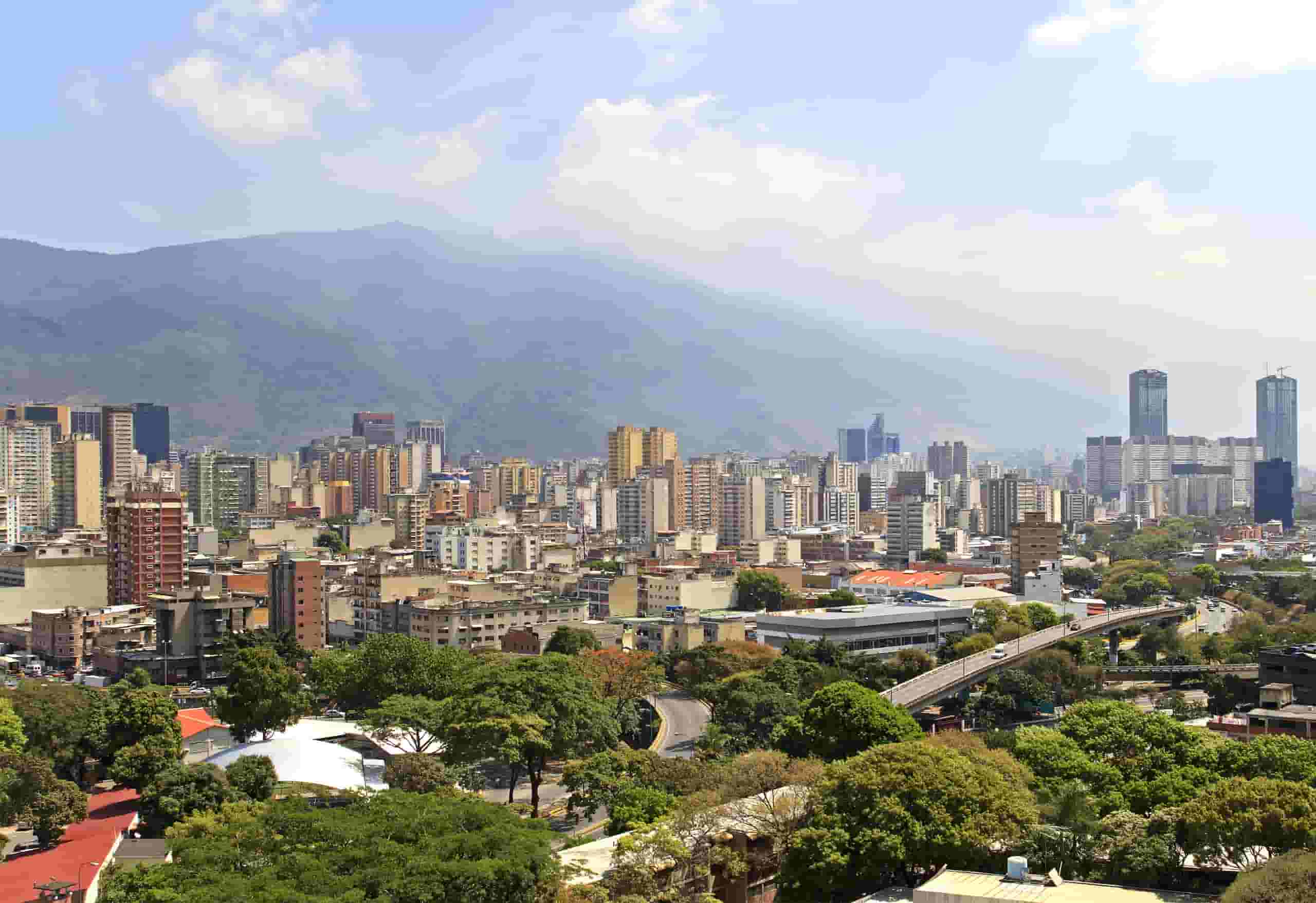 Encuentre vuelos baratos a Caracas desde $ 9,115