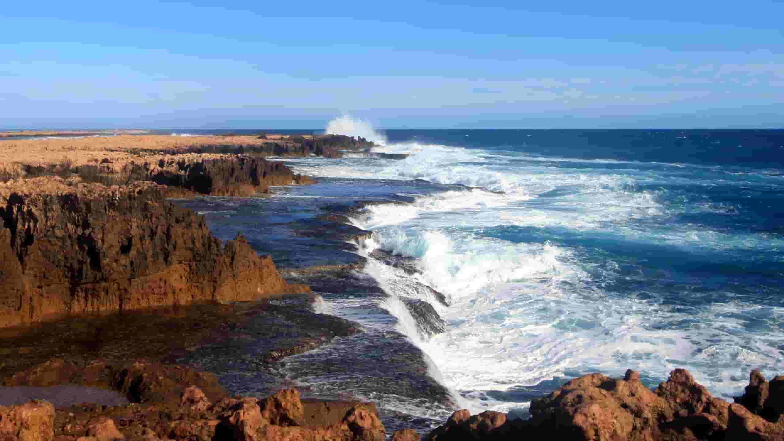 Wyszukaj tanie loty to Carnarvon