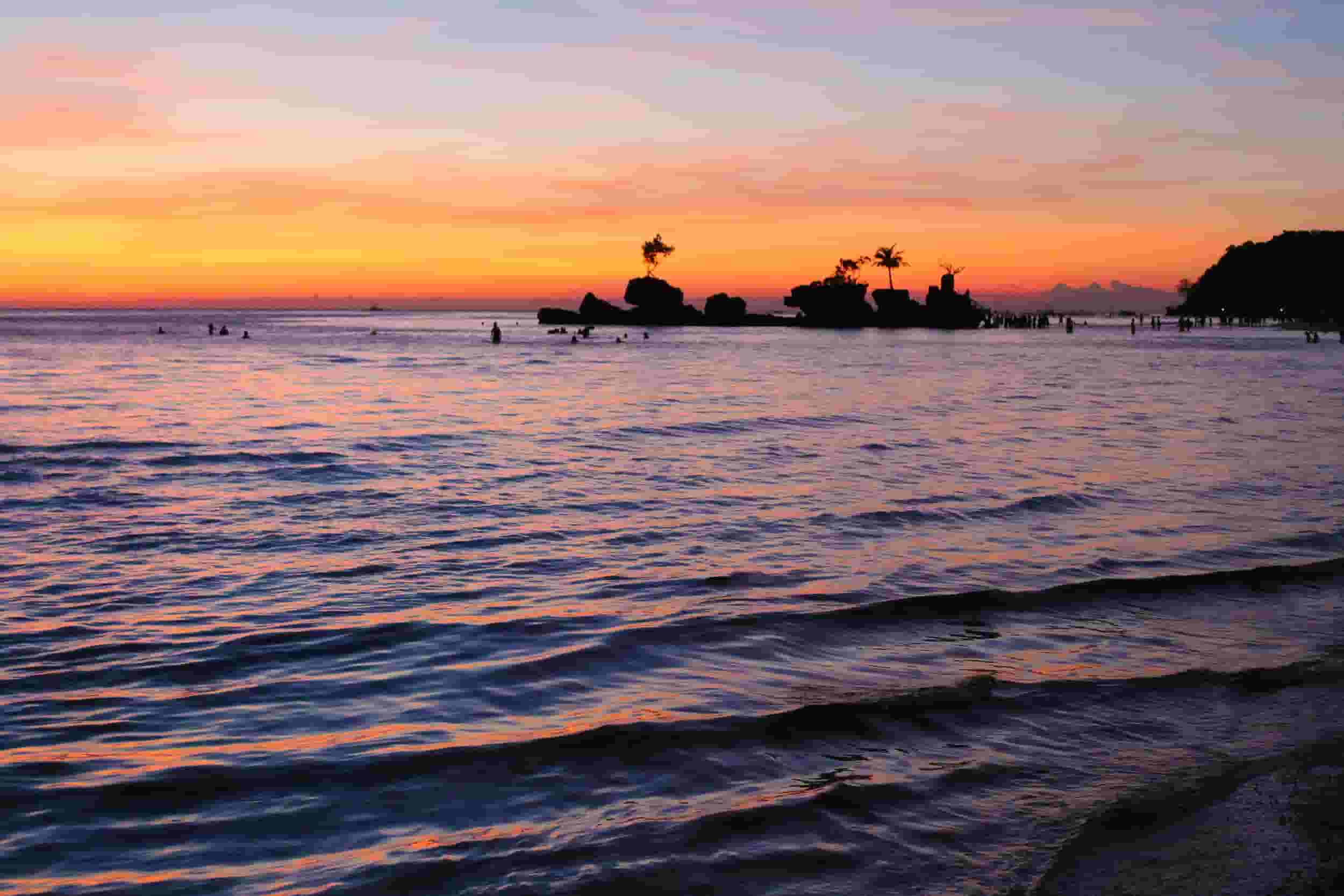 Noleggio auto economico a Caticlan, Filippine