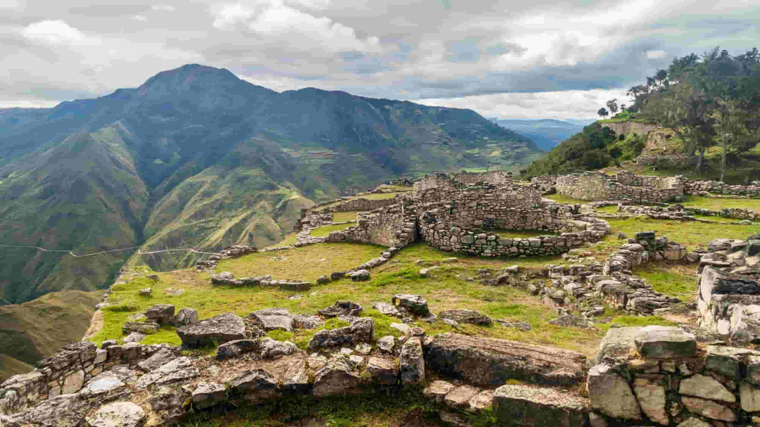 Trova voli economici to Chachapoyas