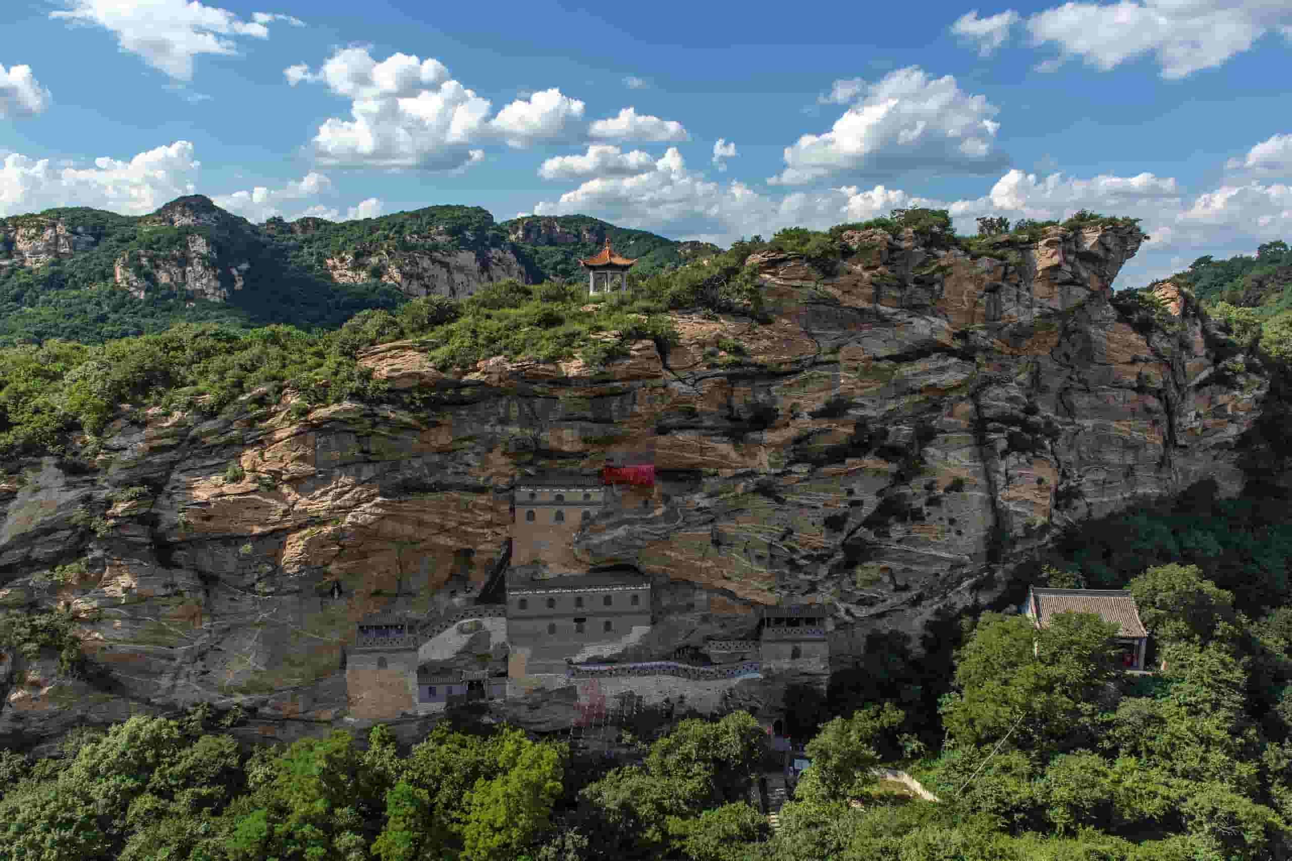 Găsiți zboruri ieftine to Chaoyang, Liaoning