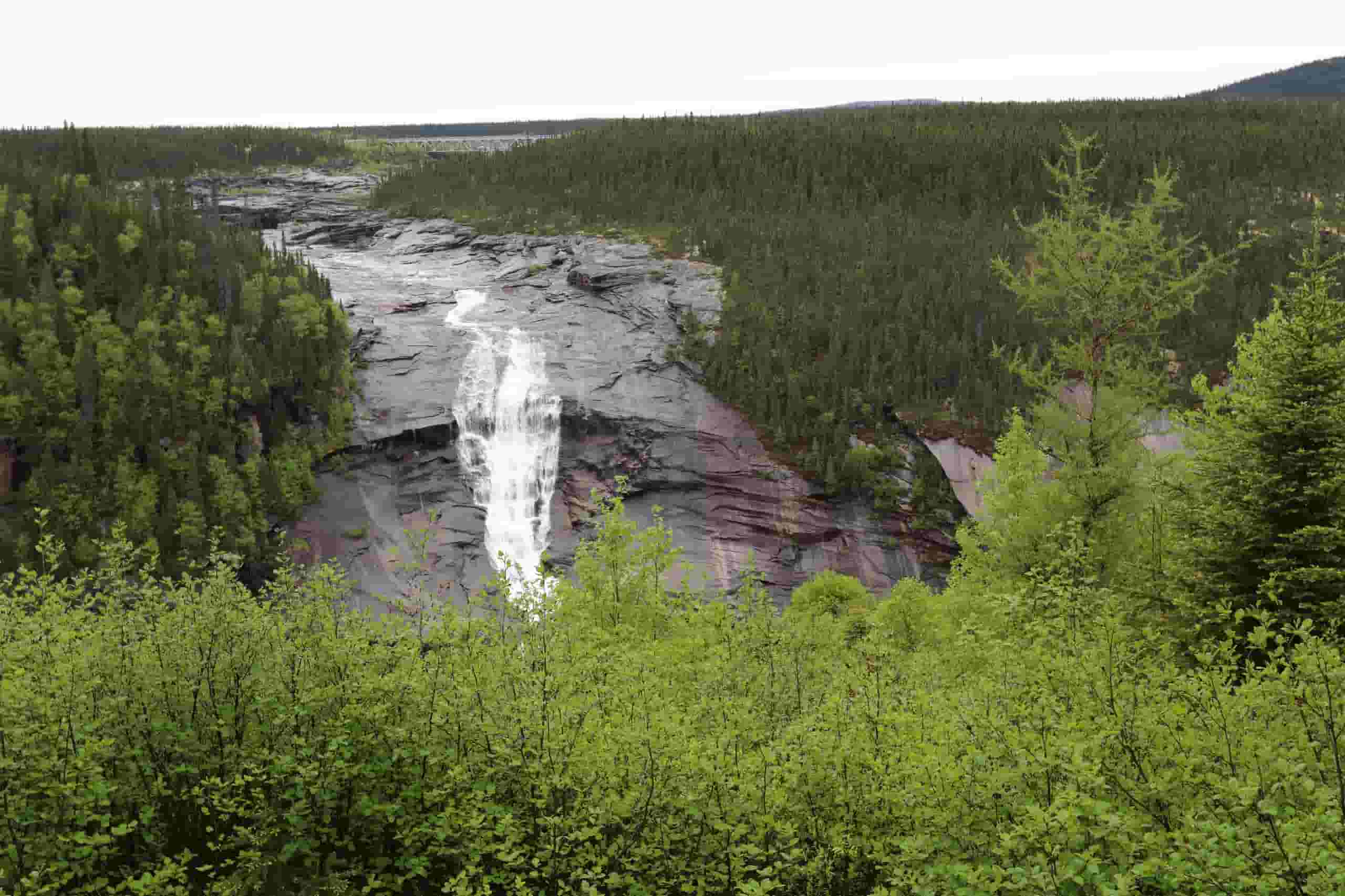 저렴한 Churchill Falls 항공권 검색