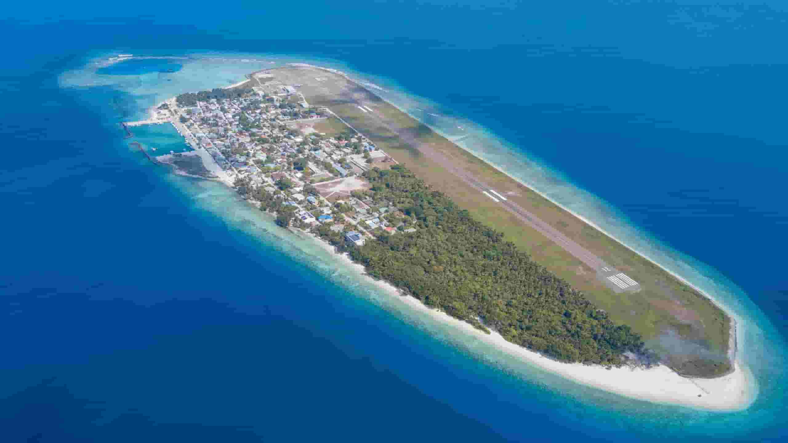 Trova voli economici to Dharavandhoo