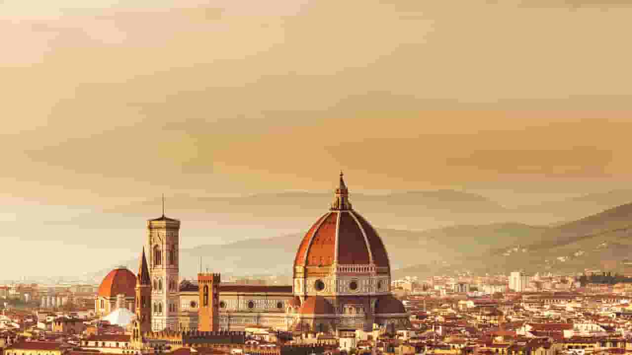 Hitta billiga flyg till Florens från 3,869 kr