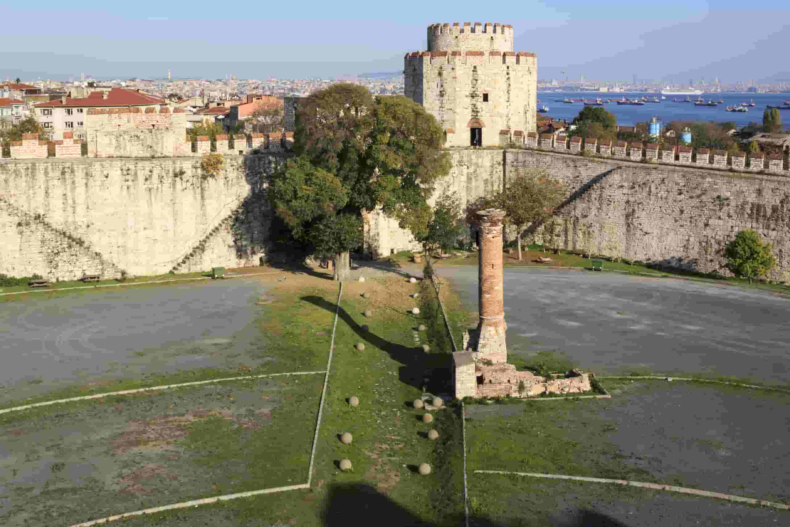 Finden Sie günstige Flüge nach Fort Albany