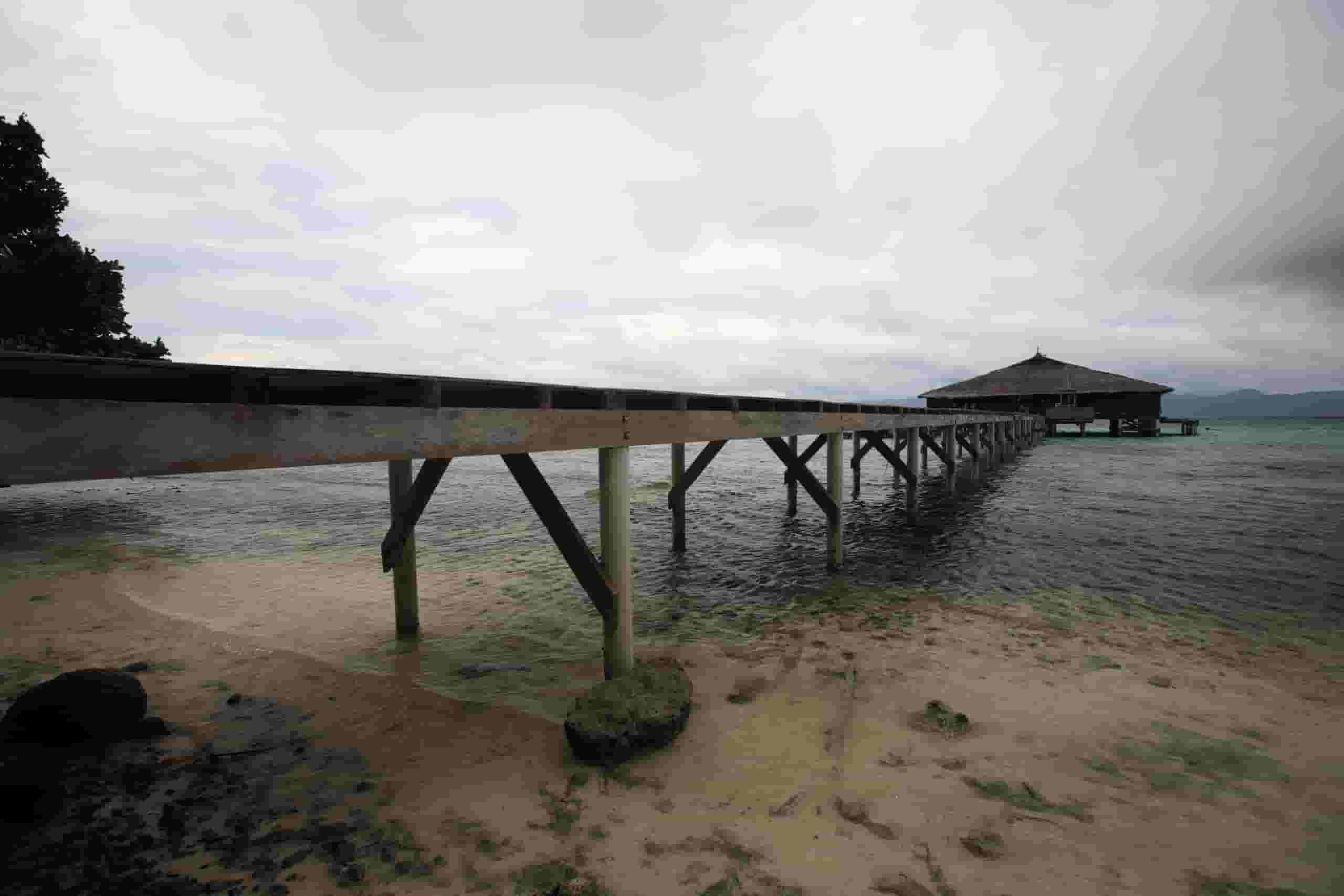 Finn billige flyreiser til Gizo