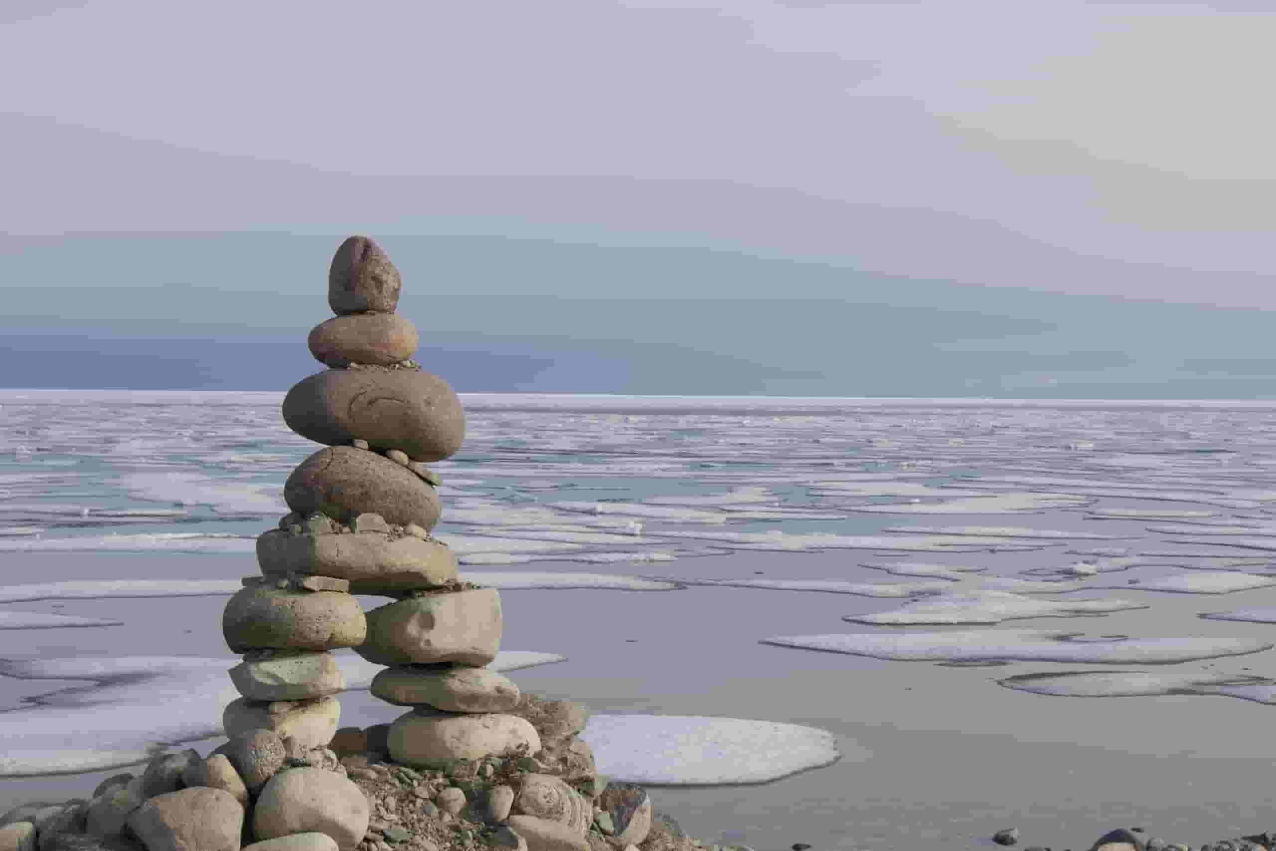 Encuentra vuelos baratos a Gjoa Haven