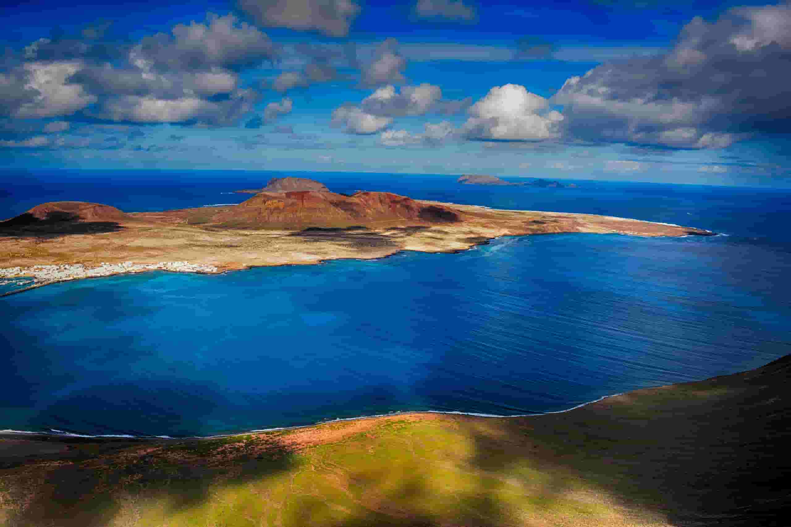 Find cheap flights to Graciosa