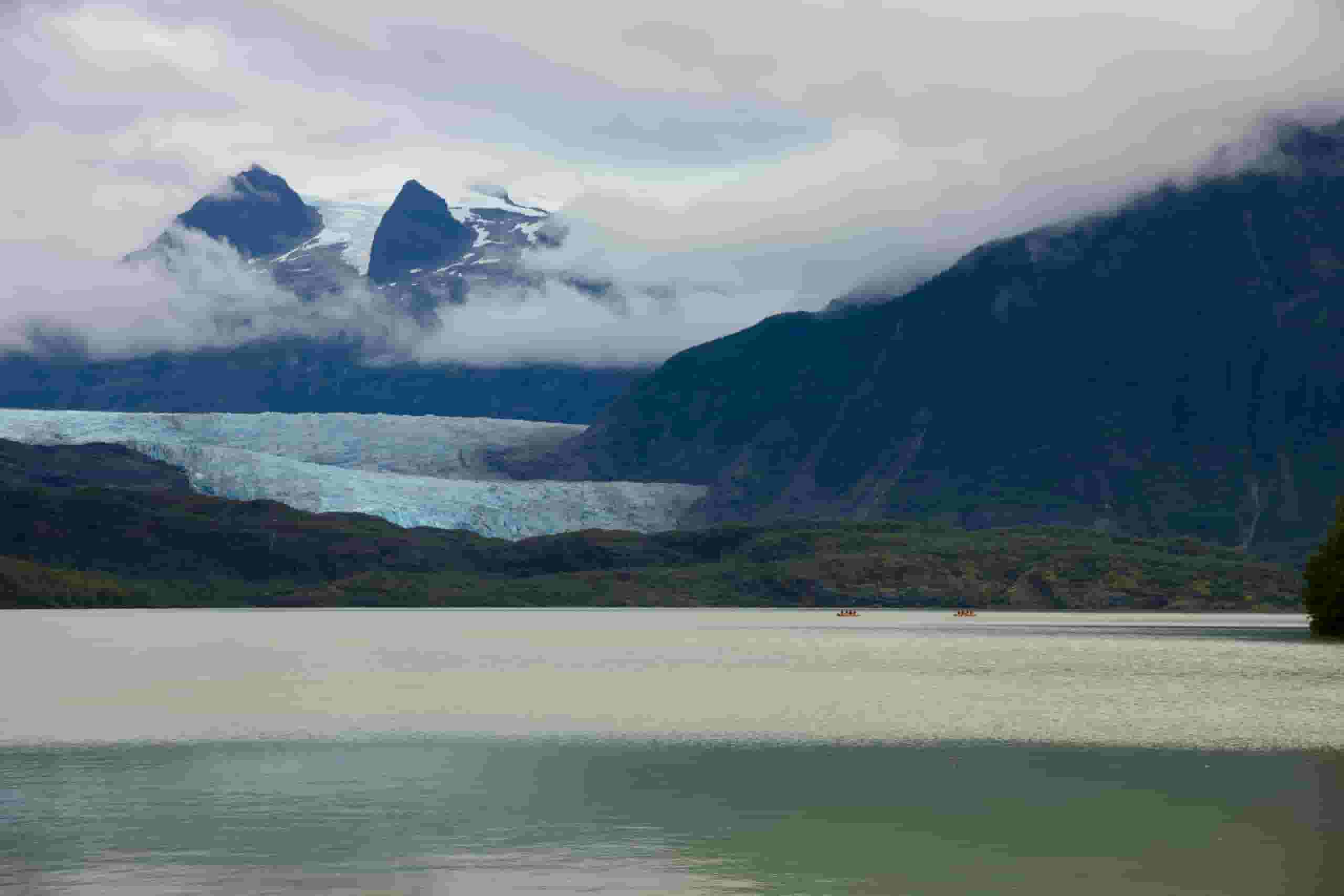 Trova voli economici per Gustavus