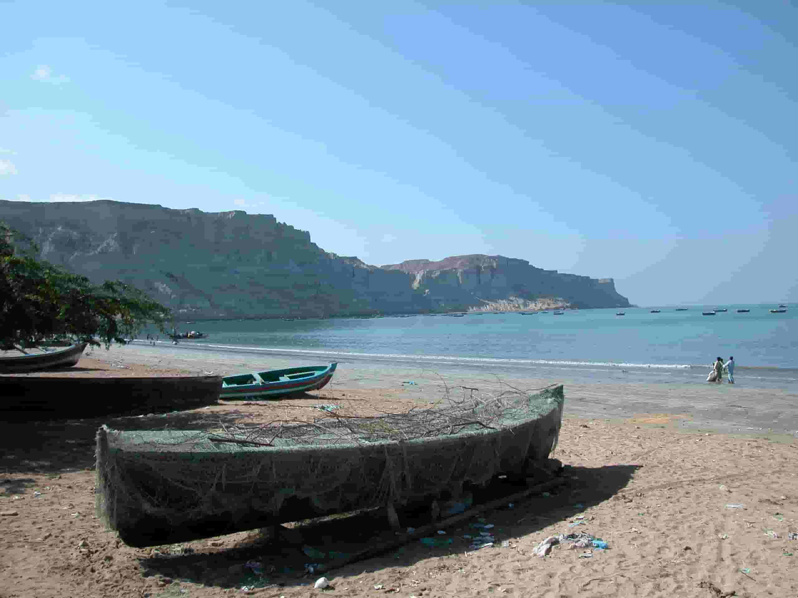 Etsi halpoja lentoja to Gwadar