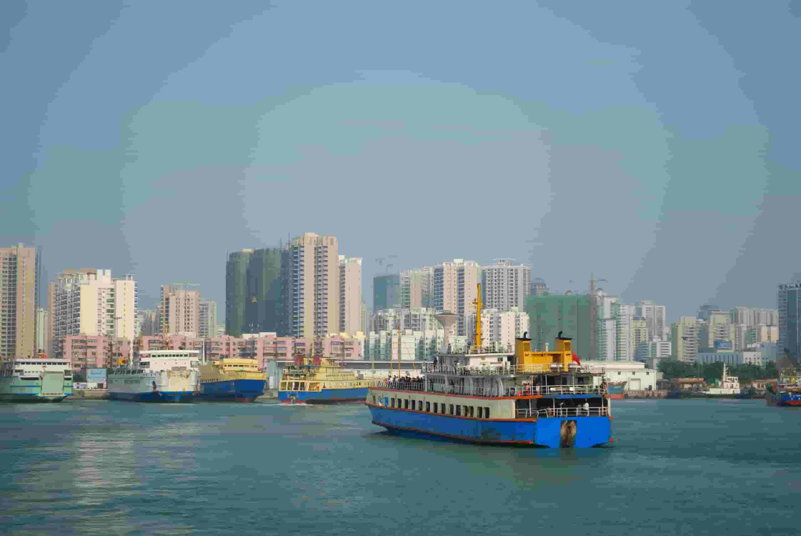 Trova voli economici a Haikou