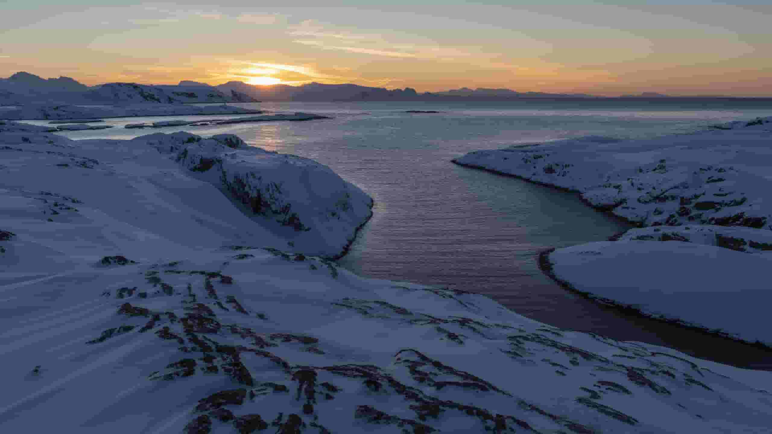 Location de voiture pas chère à Hasvik, Norvège