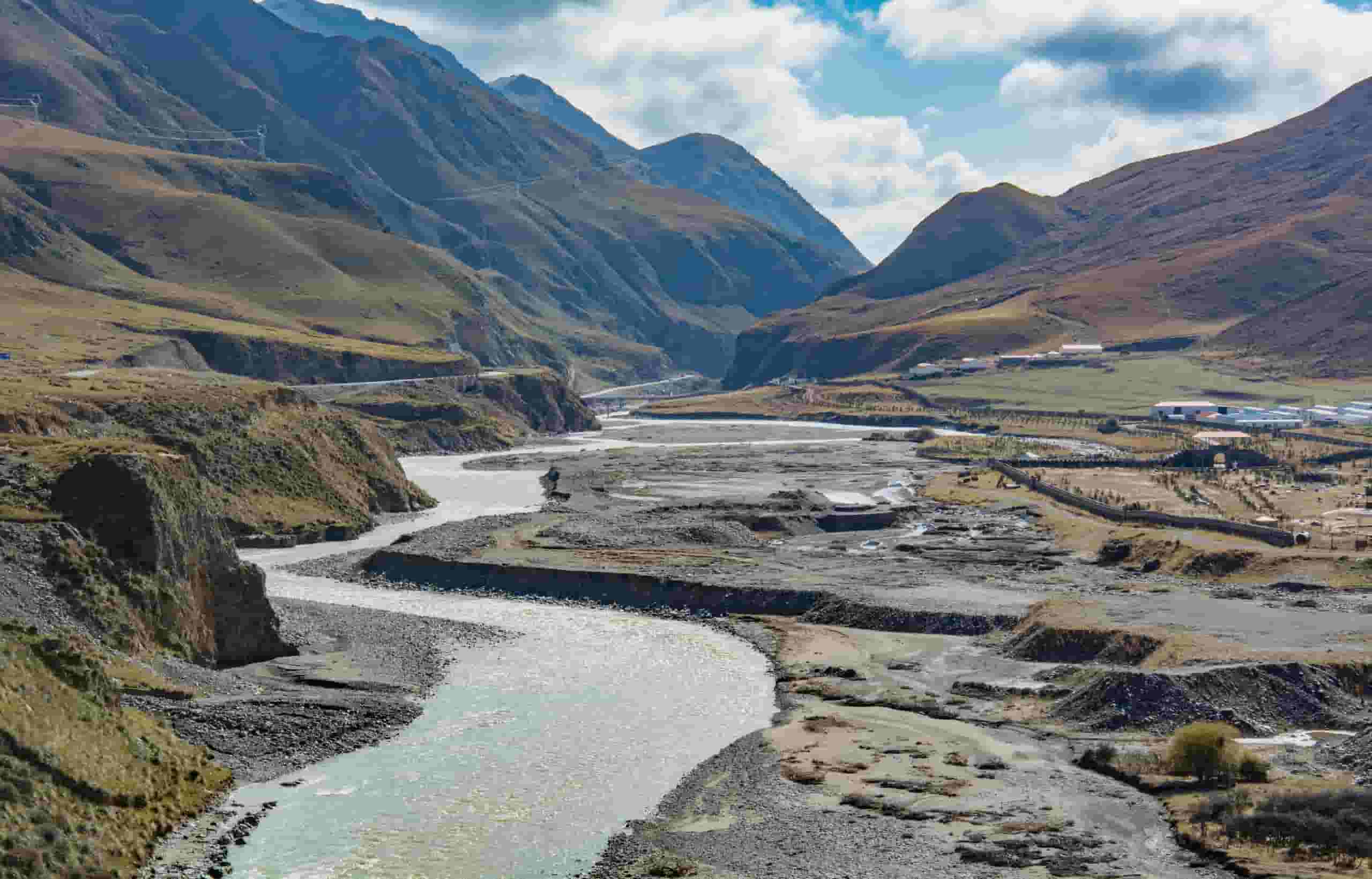 Wyszukaj tanie loty to Heihe