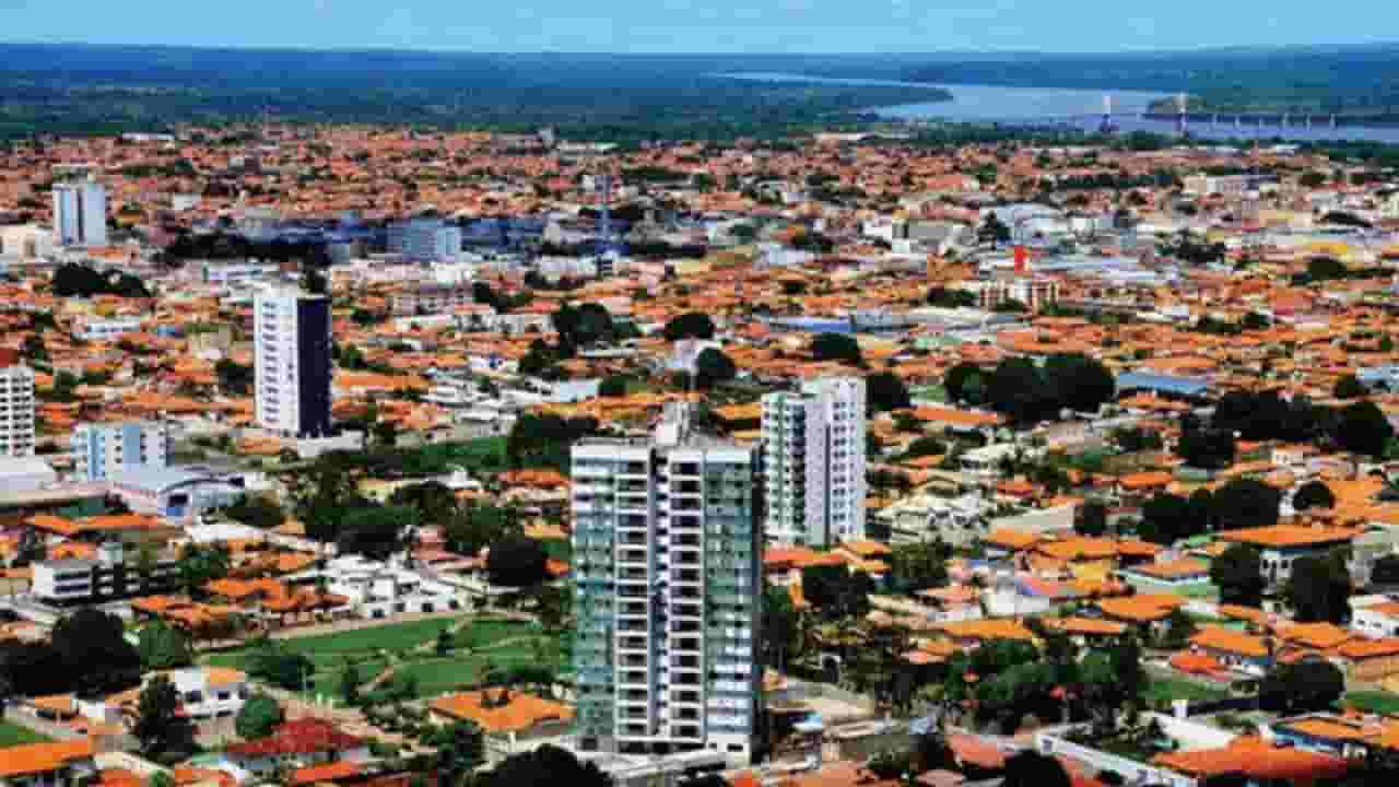 Find billige flybilletter to Imperatriz