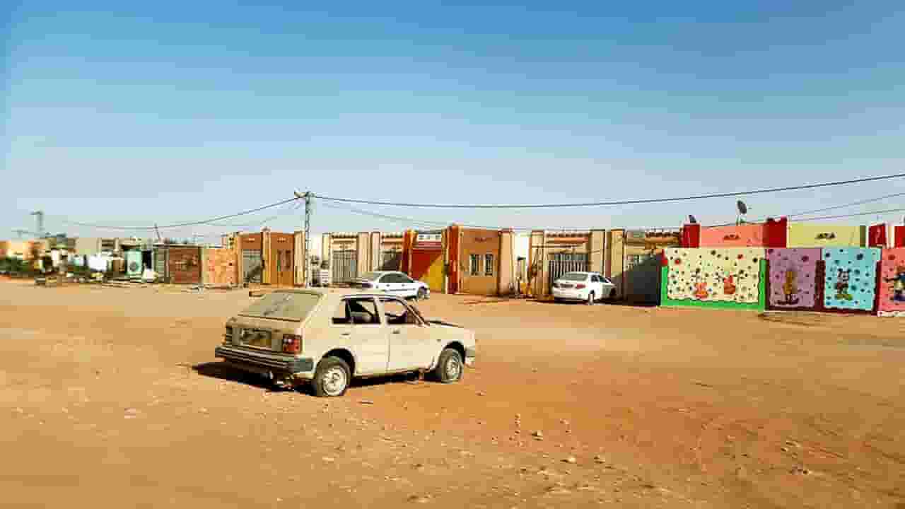 Encuentra vuelos baratos a In Amenas