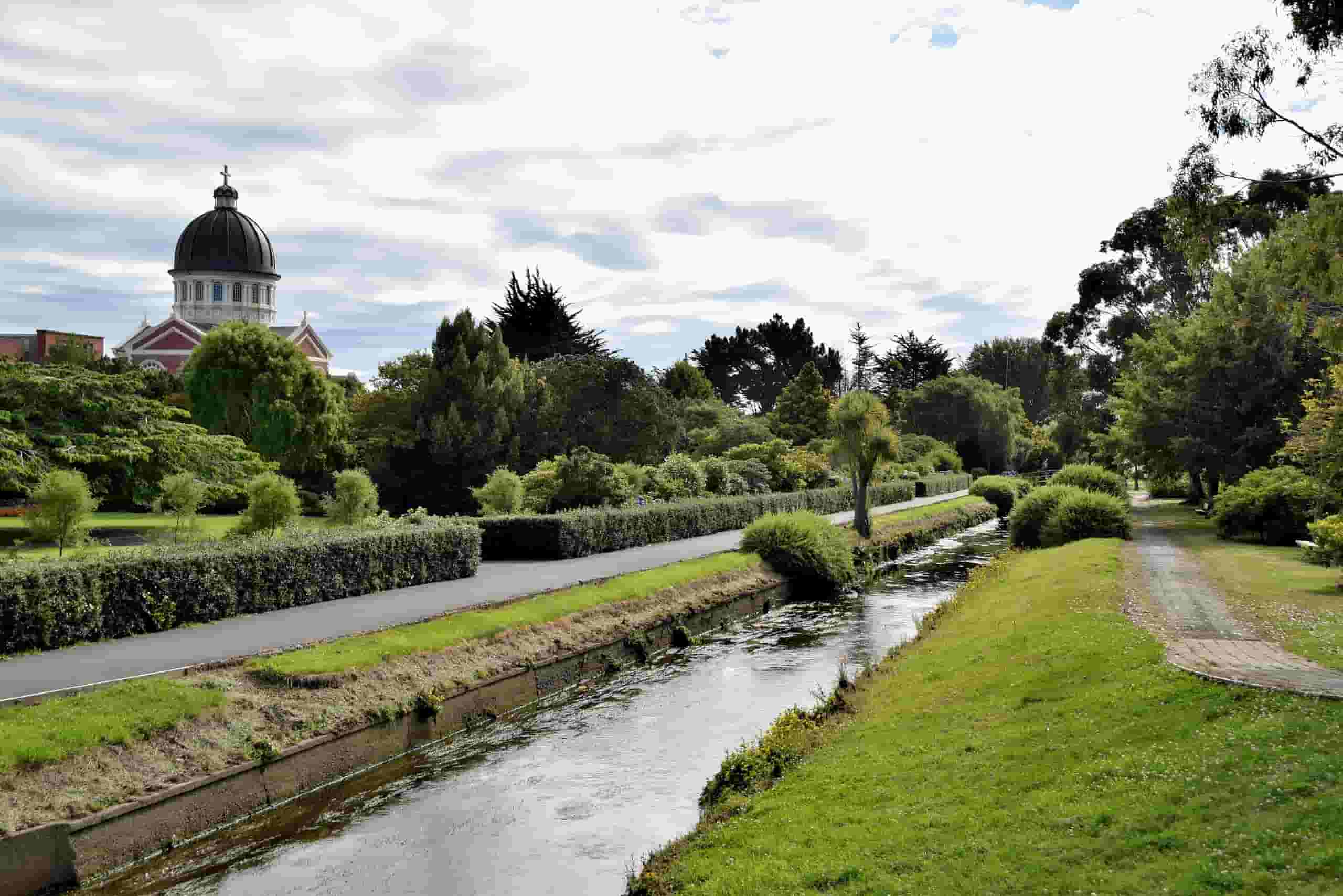 Find cheap flights to Invercargill