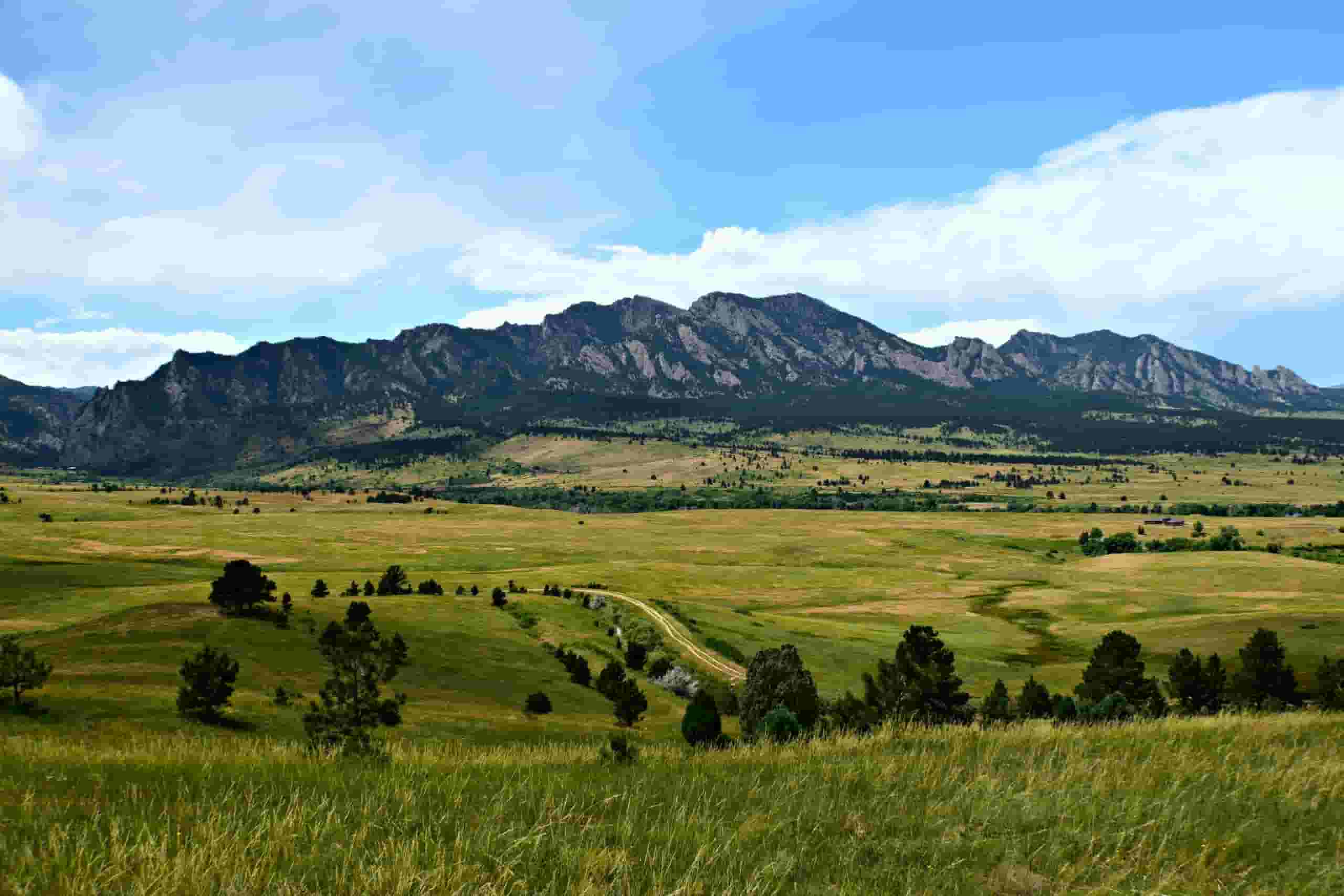저렴한 to Iron Mountain 항공권 검색