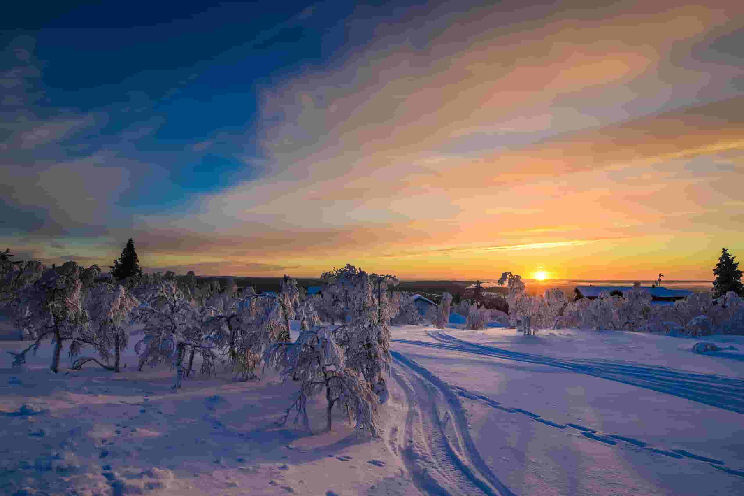 Etsi halpoja lentoja Ivaloon
