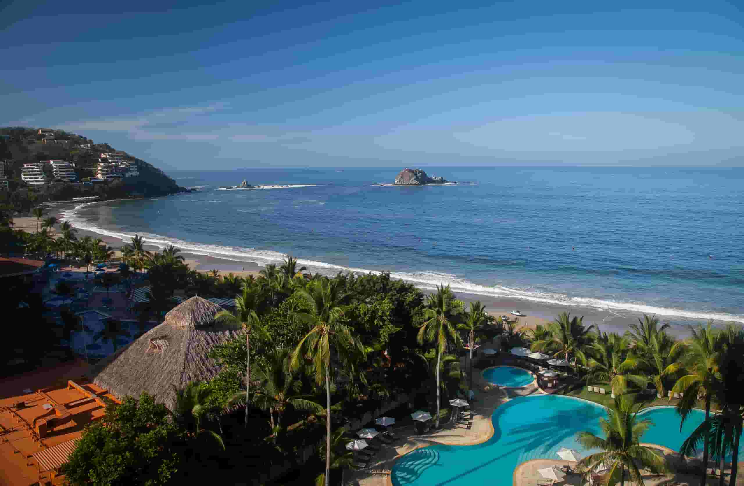 Find cheap flights to Ixtapa from $225
