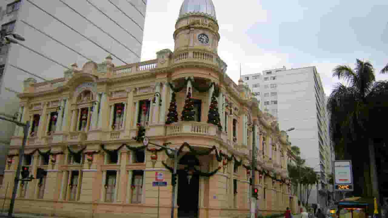 Trova voli economici a Juiz de Fora