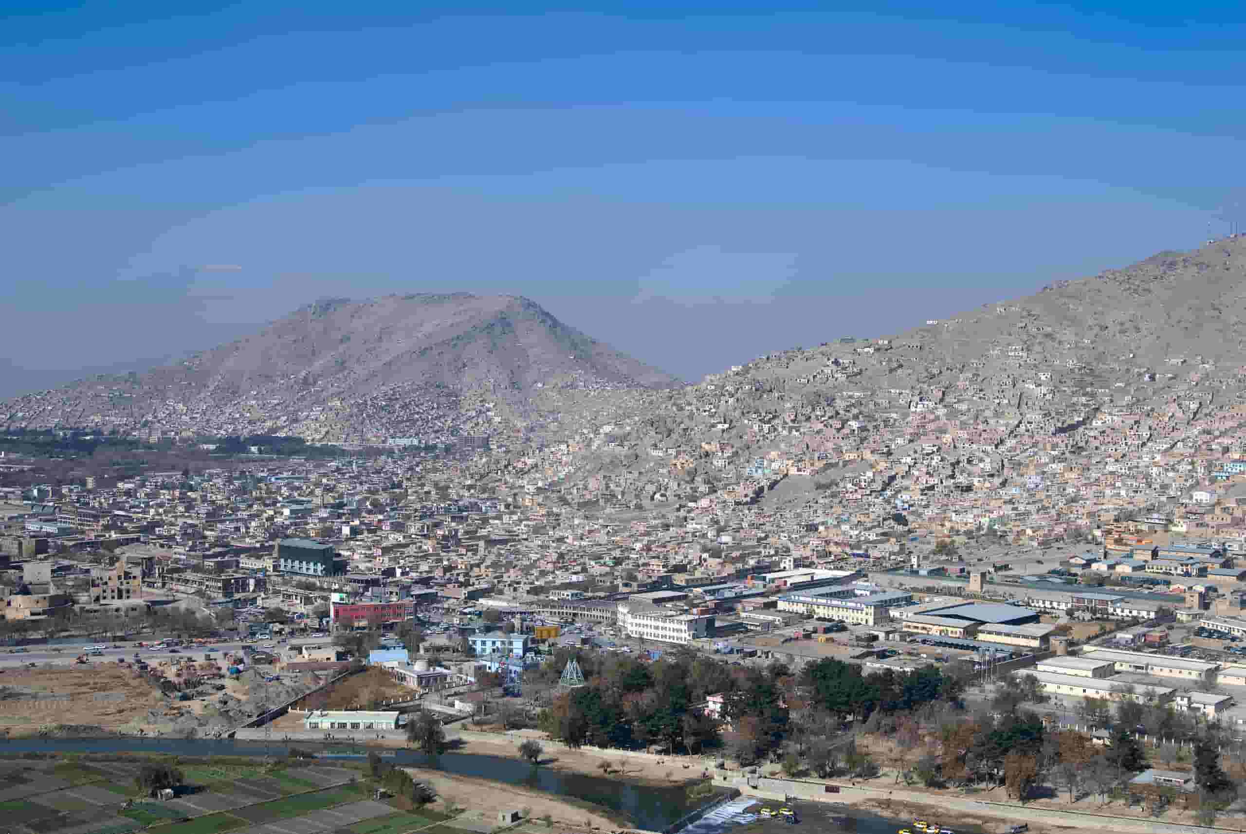 Etsi halpoja lentoja Kabuliin alkaen 507 €