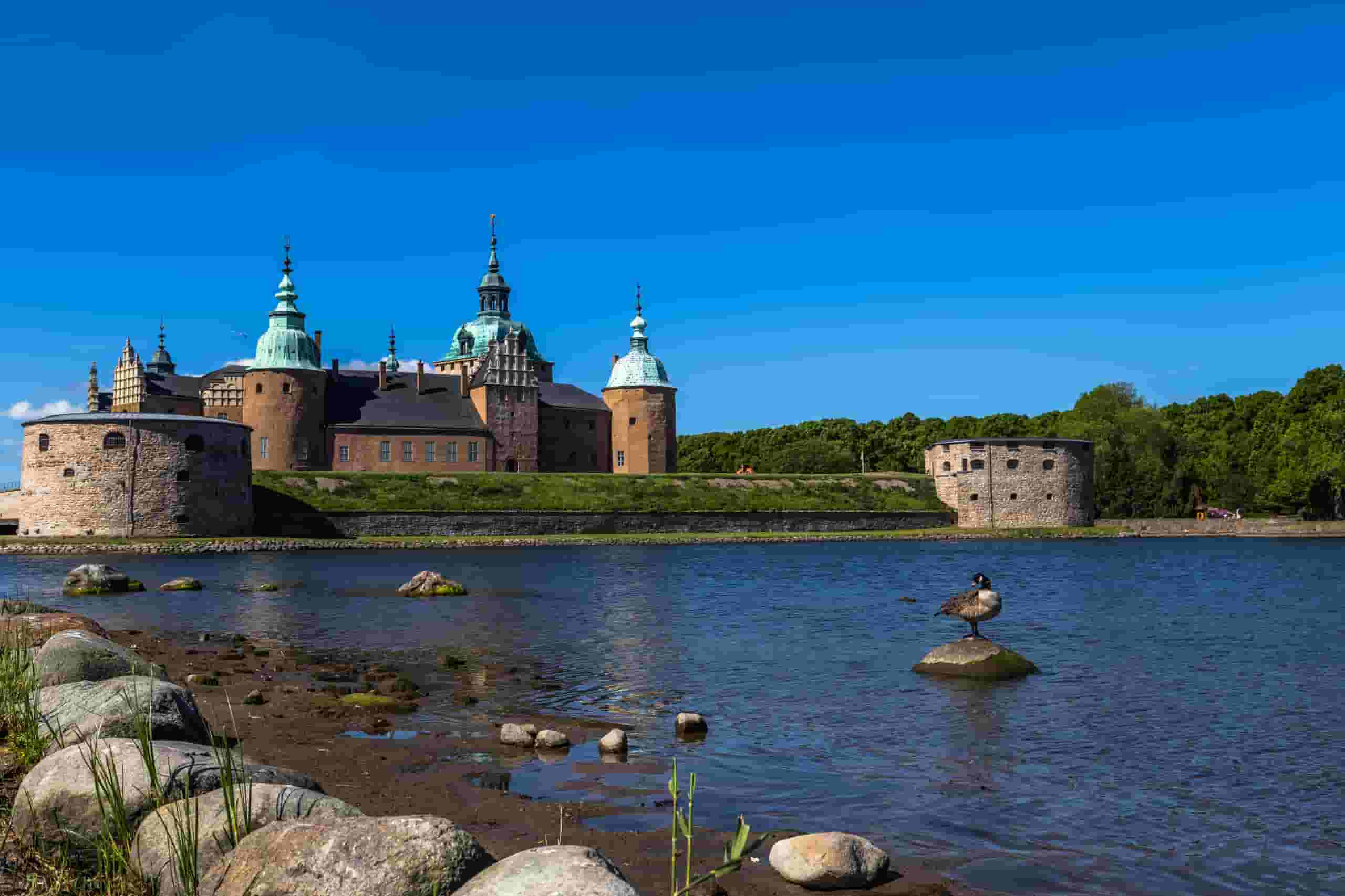 Hitta billiga flyg till Kalmar