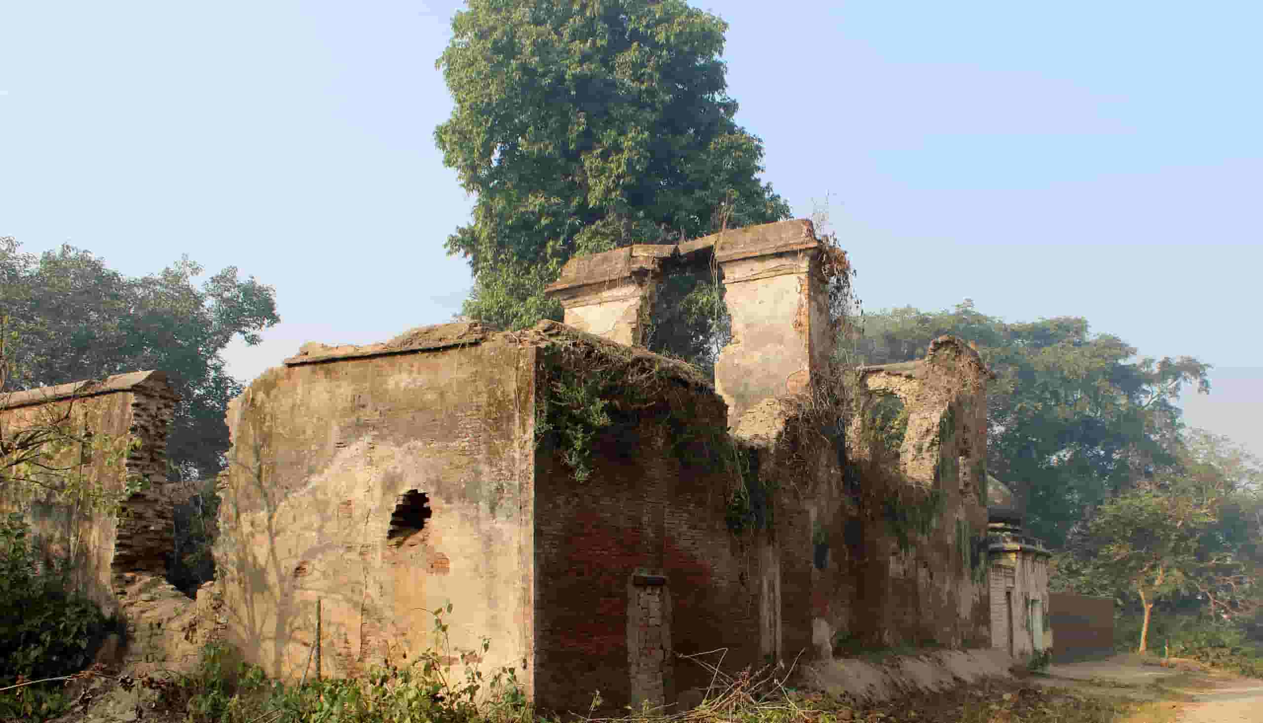 Find cheap flights to Kanpur