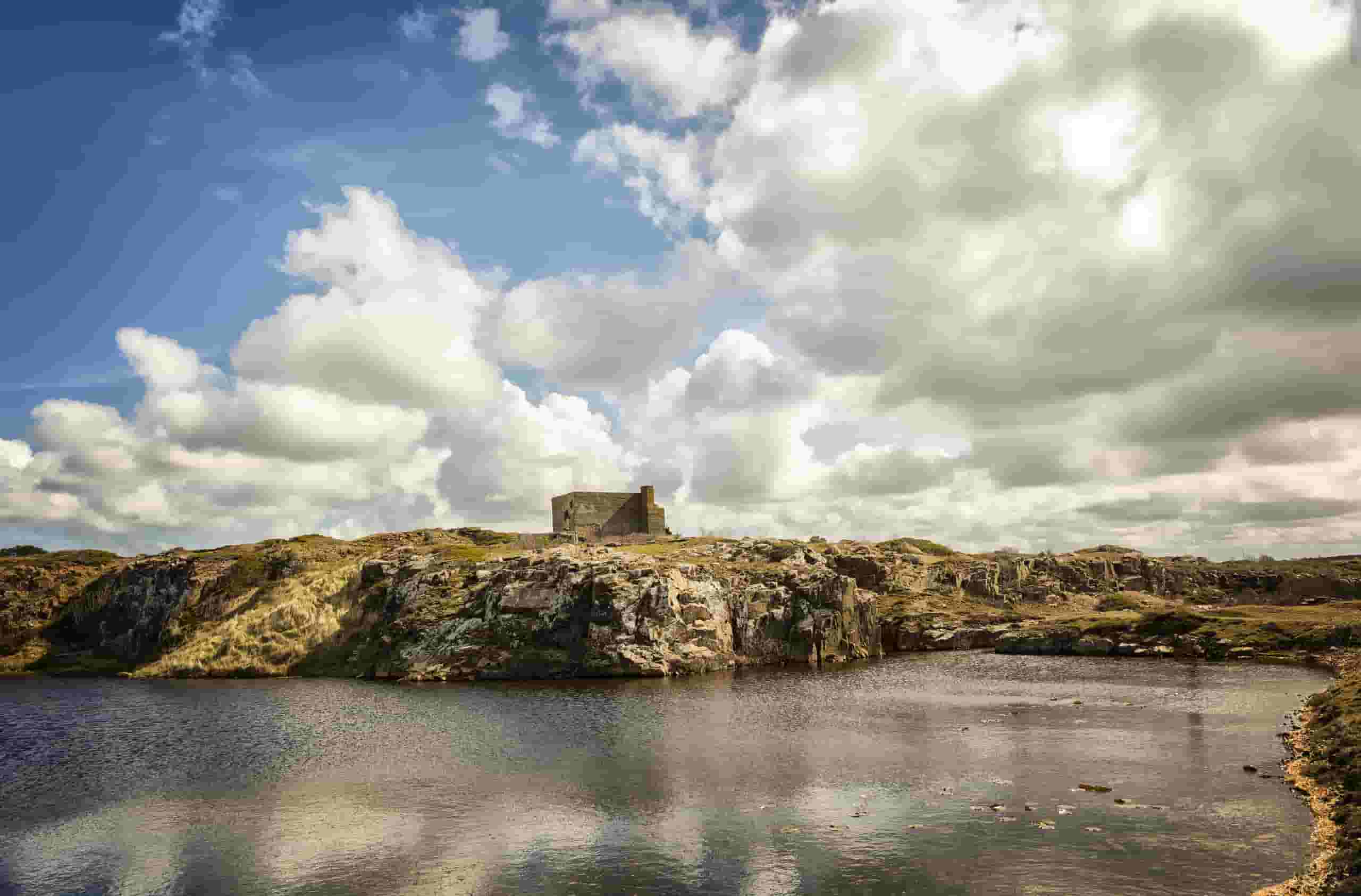 Wyszukaj tanie loty do Karup