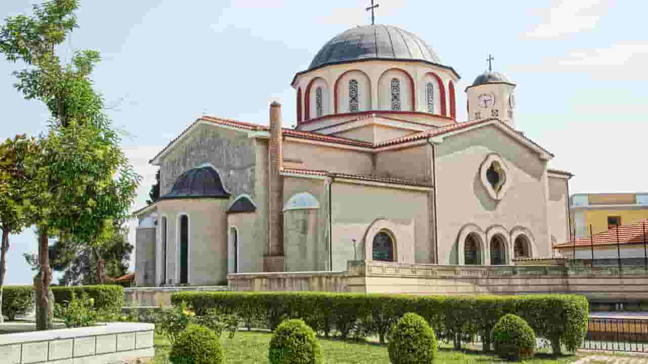 Find cheap flights to Kavala