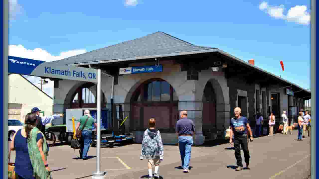 Encuentra vuelos baratos a Klamath Falls