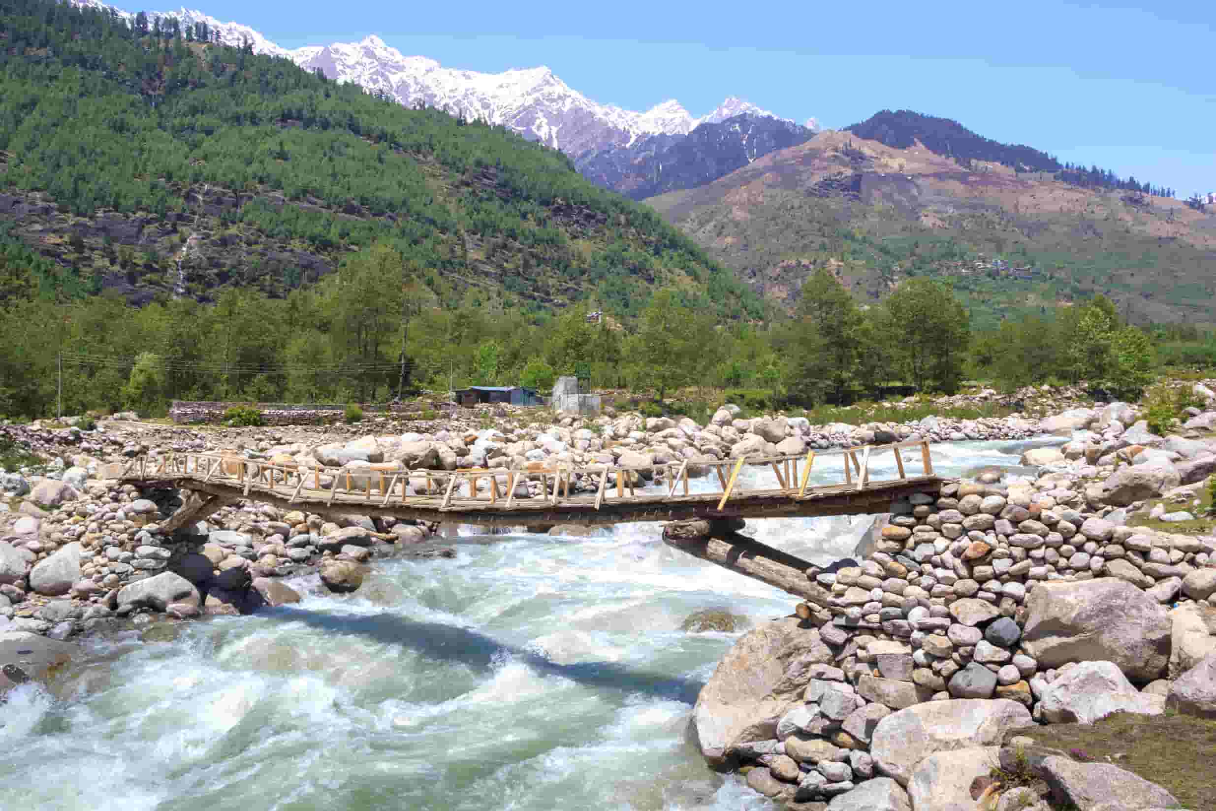 Encontre voos baratos to Kullu