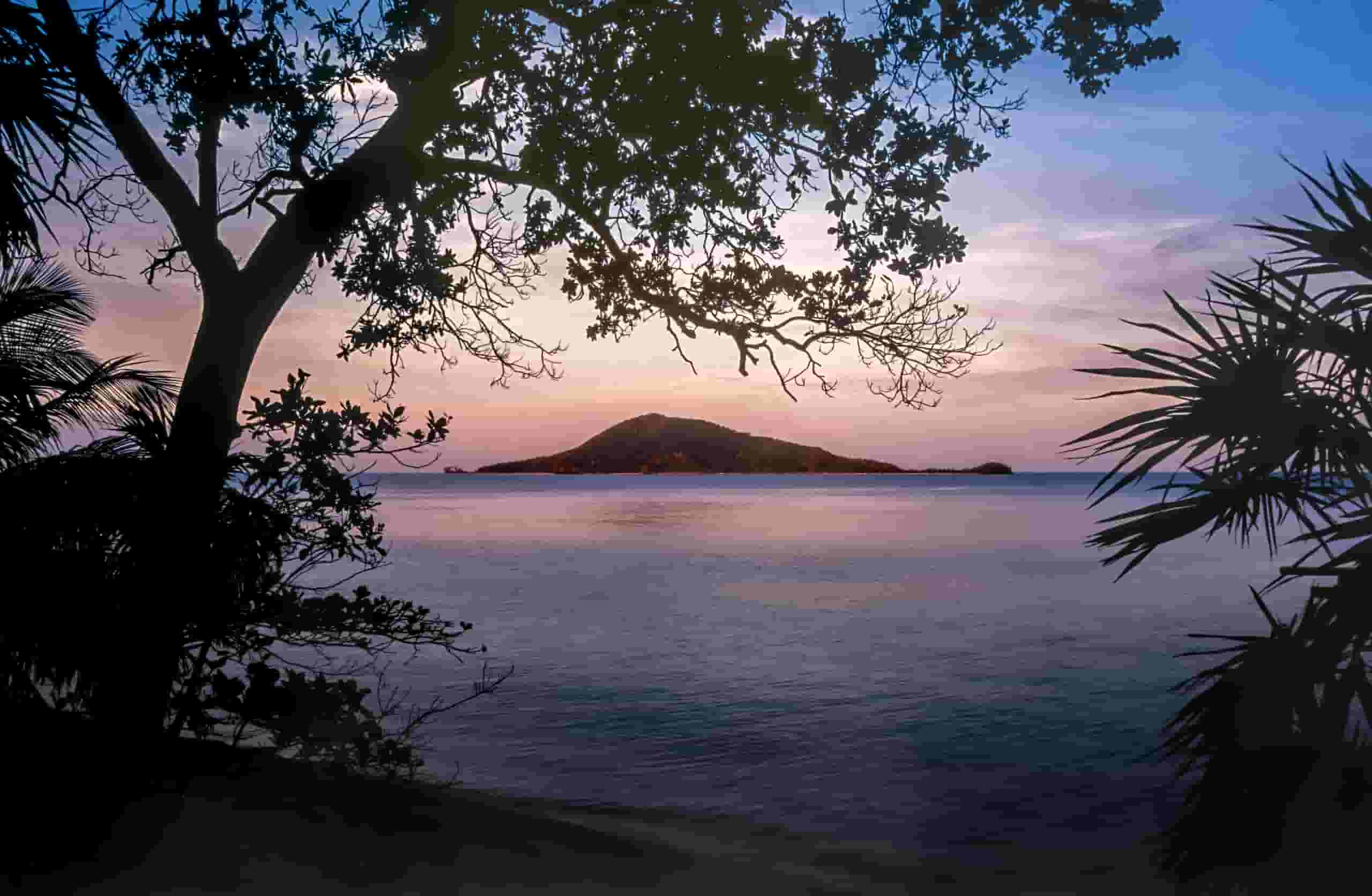 Etsi halpoja lentoja La Ceibaan