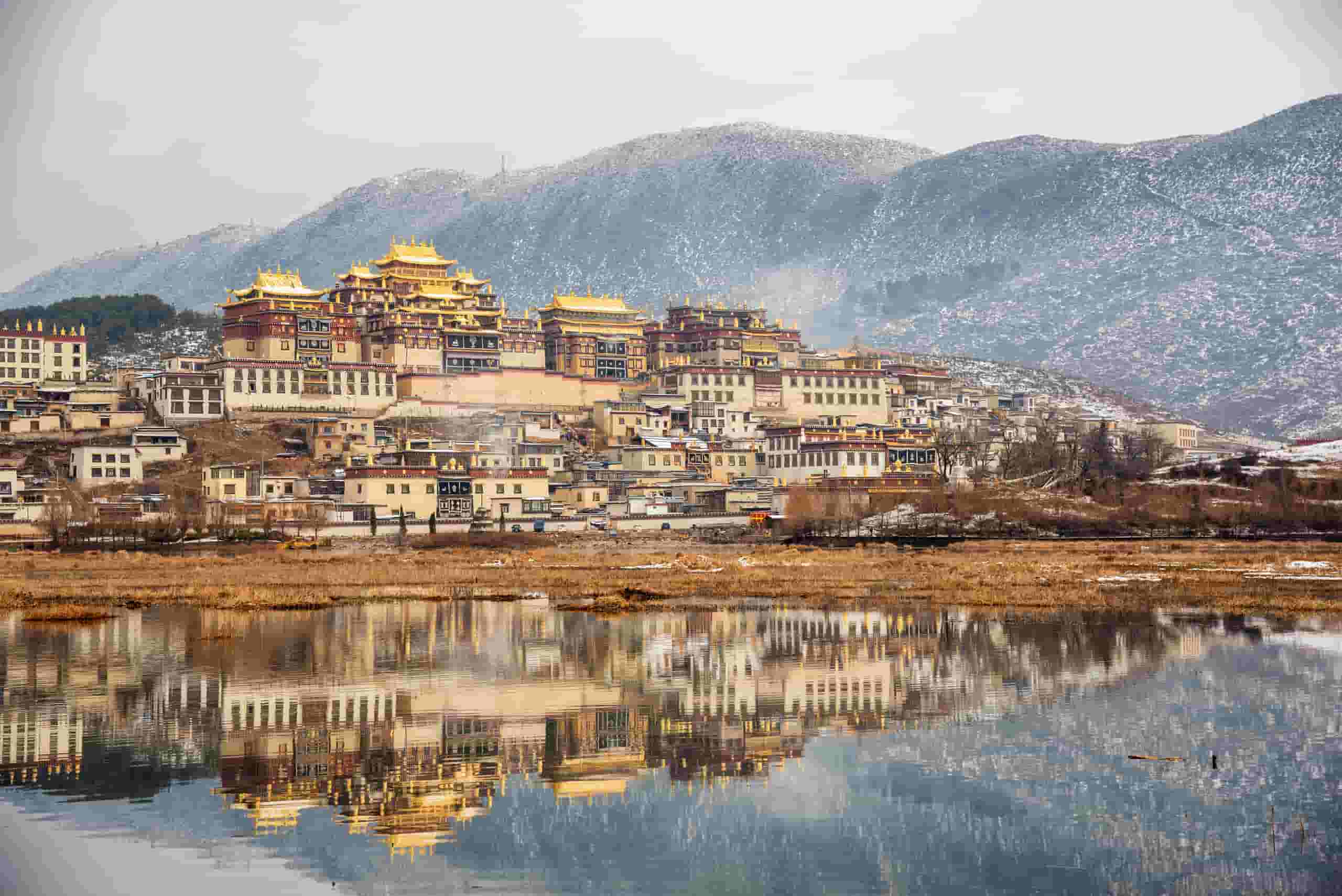 Find cheap flights to Lhasa