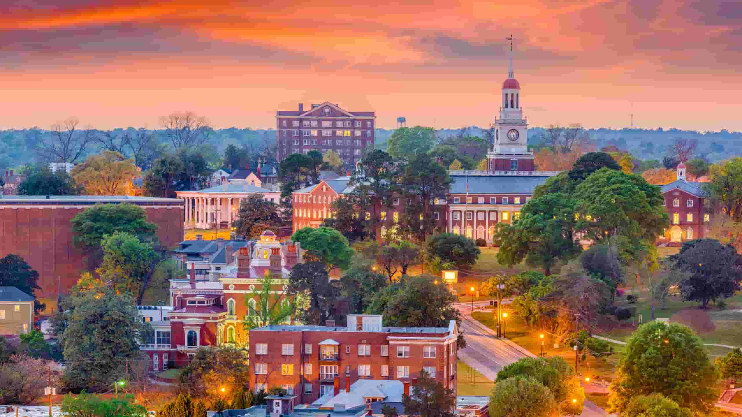 Wyszukaj tanie loty to Macon