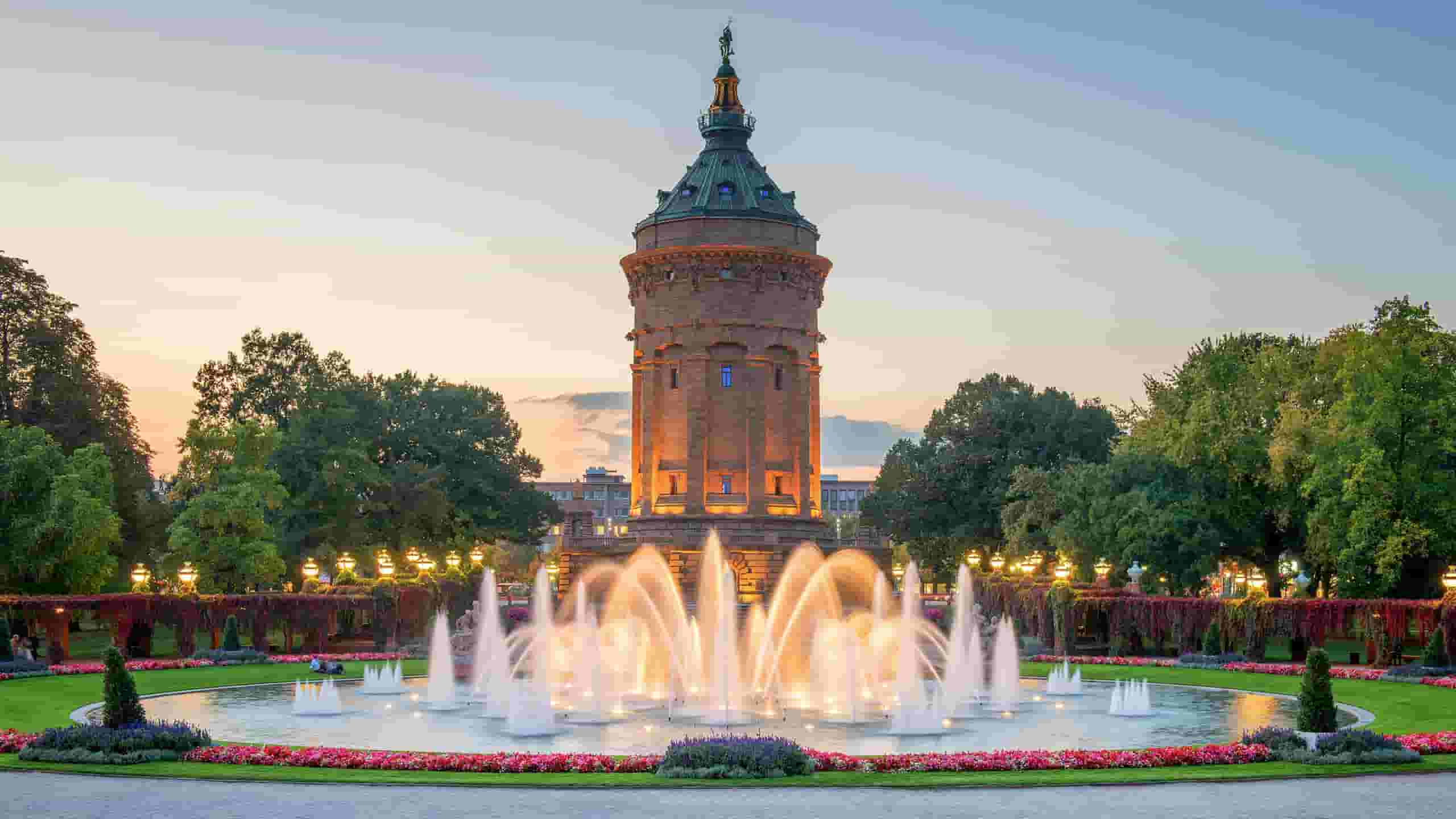 Find cheap flights to Mannheim