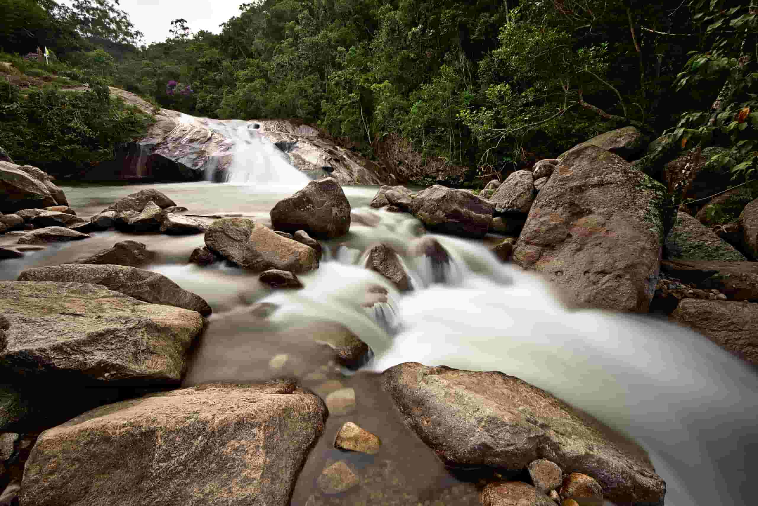 Find billige flybilletter to Maringá