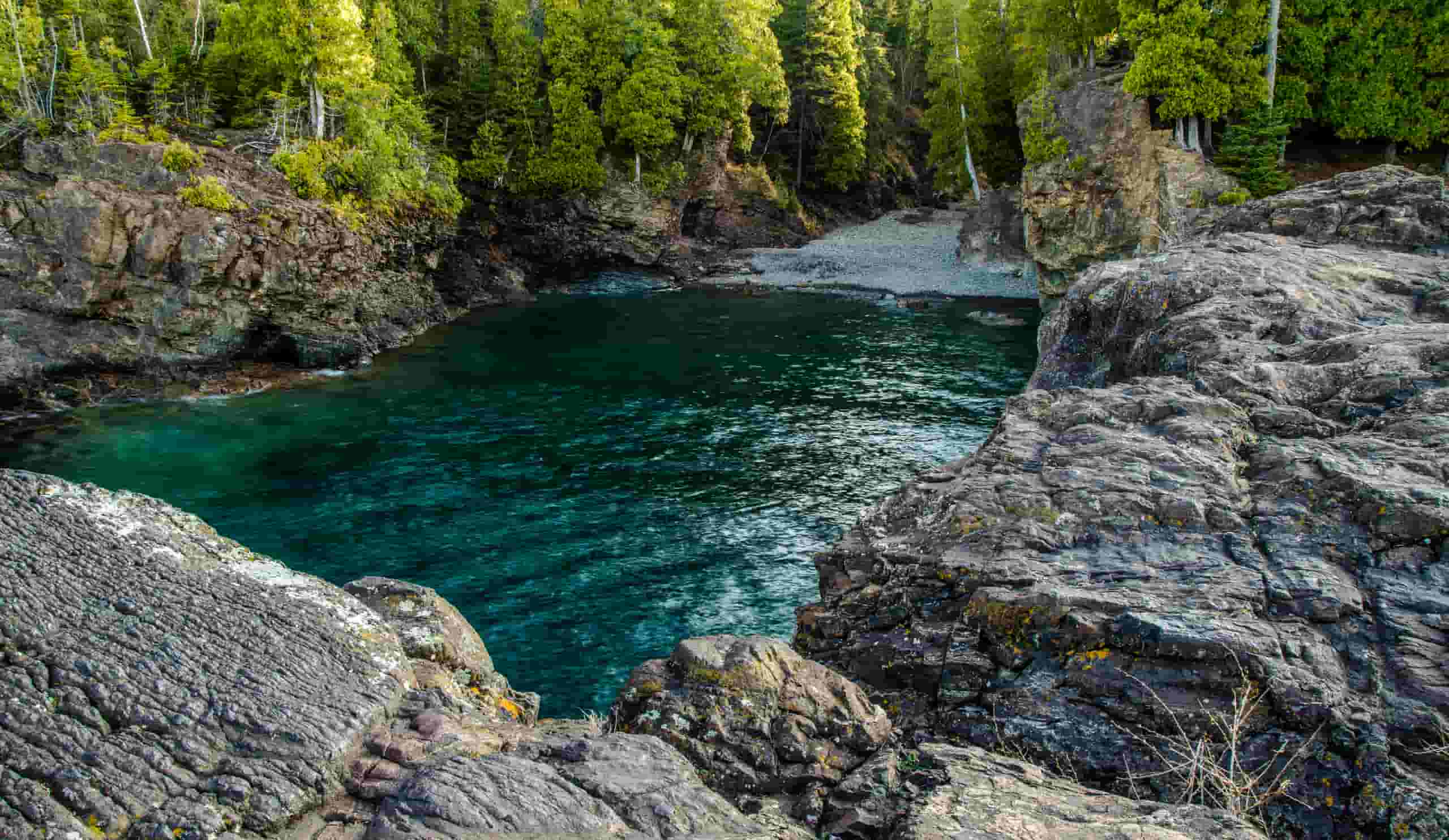 Find cheap flights to Marquette