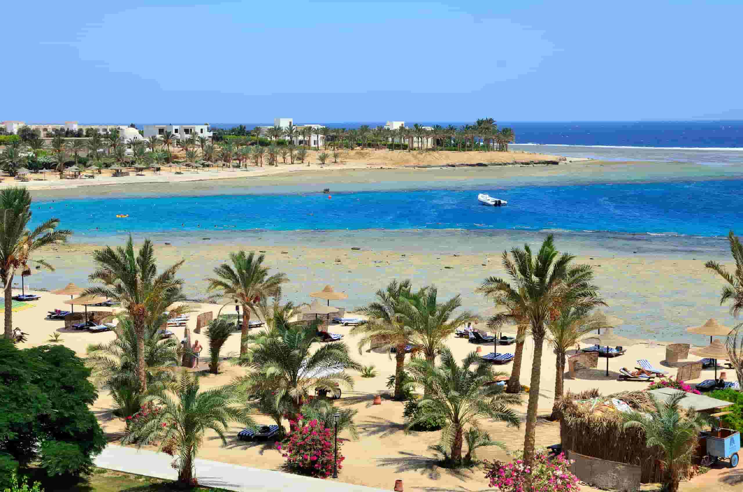 Намиране на евтини полети to Marsa Alam