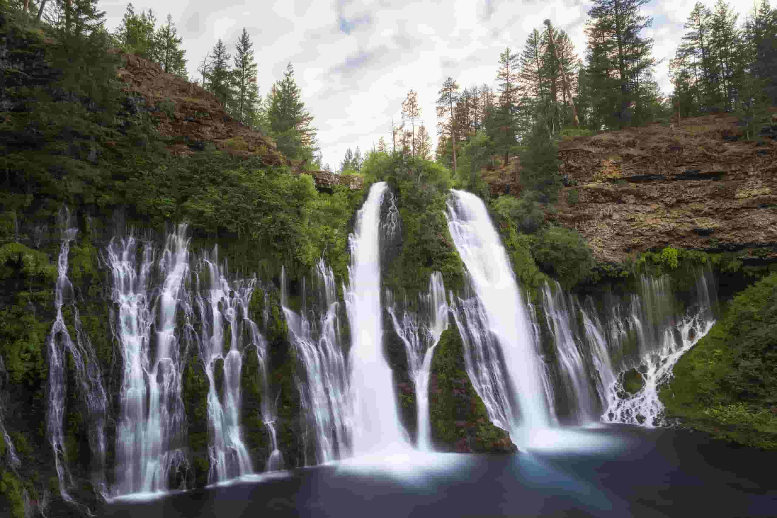 Encuentra vuelos baratos a McArthur River zinc mine