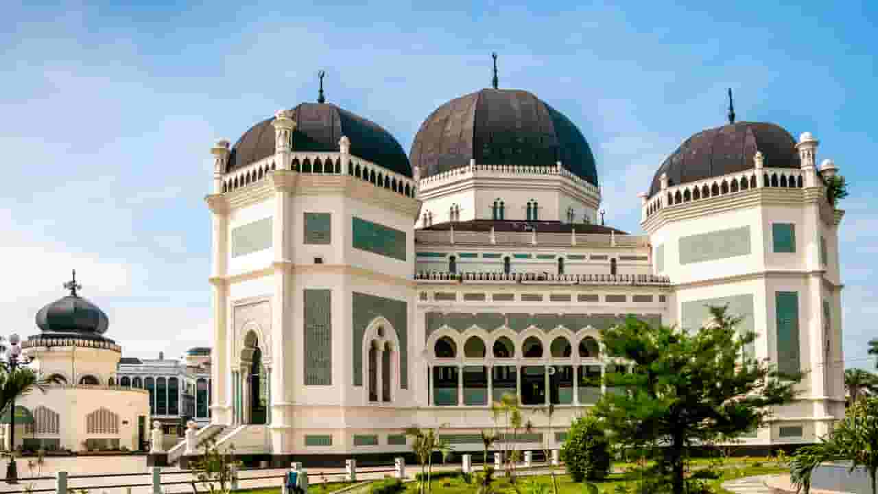 Cari penerbangan murah ke ke Medan