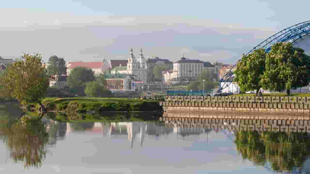 Noleggio auto economico a Minsk, Bielorussia